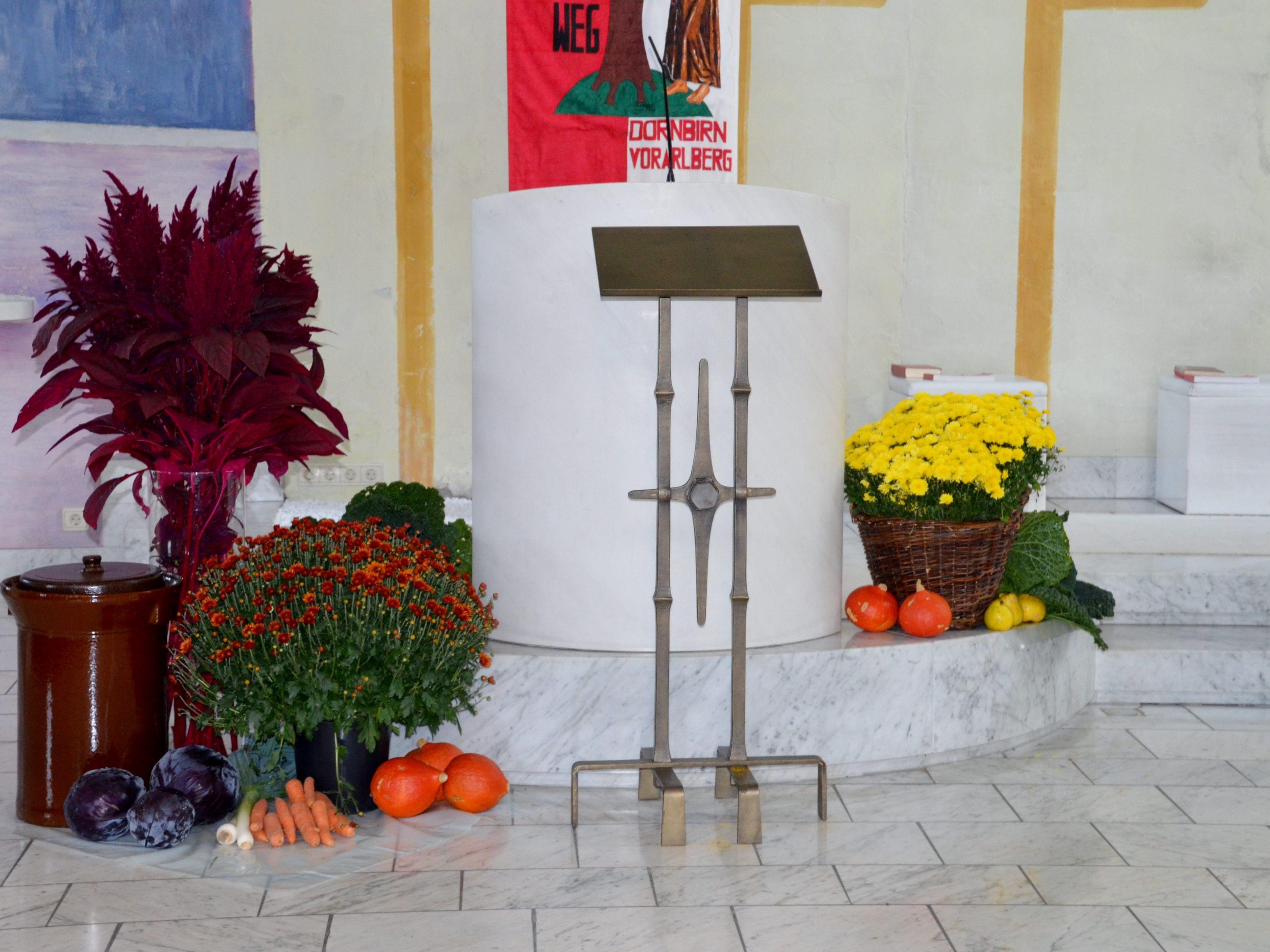 Die Gottesdienste werden aufgrund der neuen Covid-Bestimmungen vorverlegt. Die Gottesdienste werden aufgrund der neuen Covid-Bestimmungen vorverlegt.