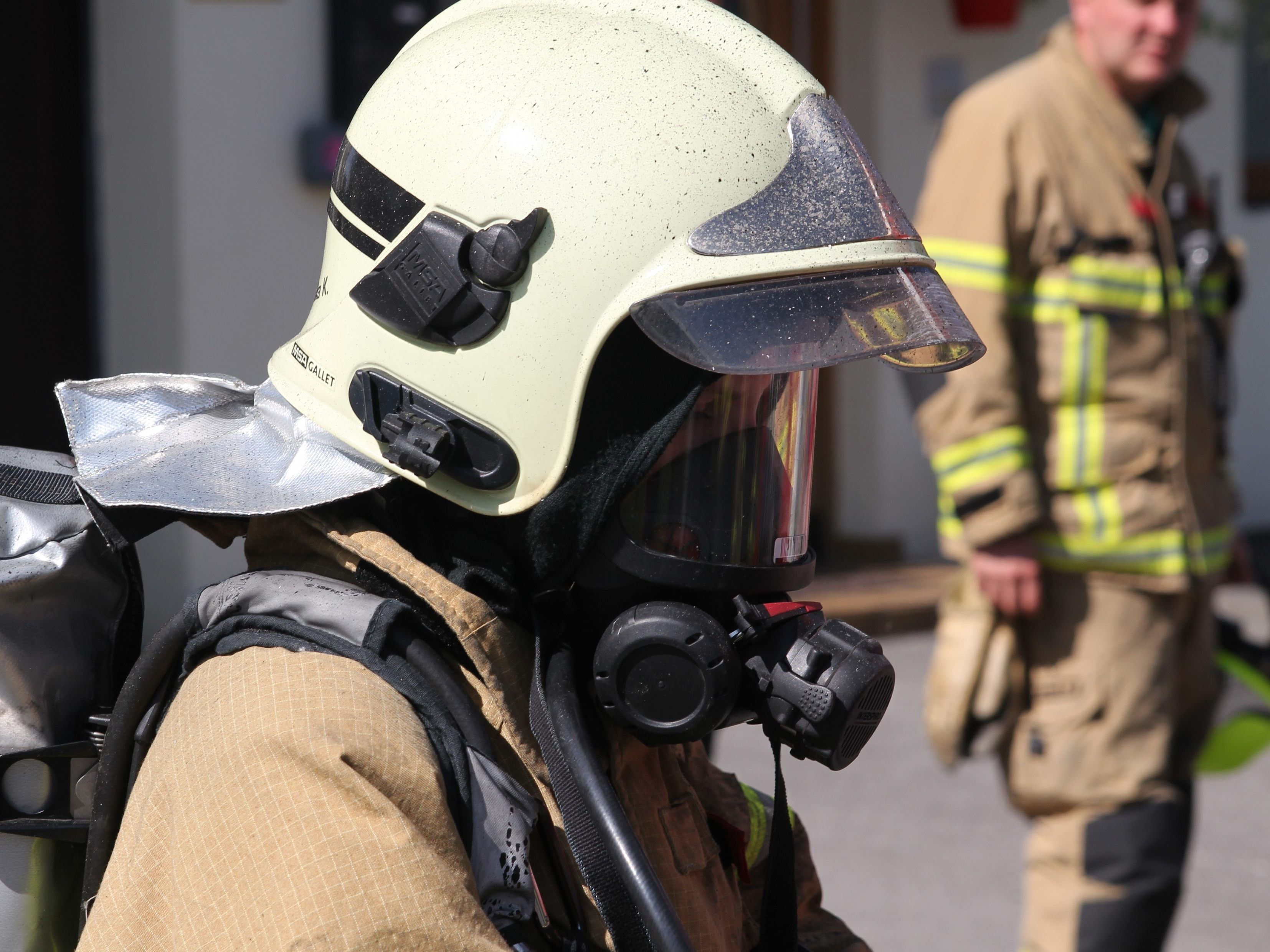 die Feuerwehr brachte den Brand rasch unter Kontrolle. die Feuerwehr brachte den Brand rasch unter Kontrolle.