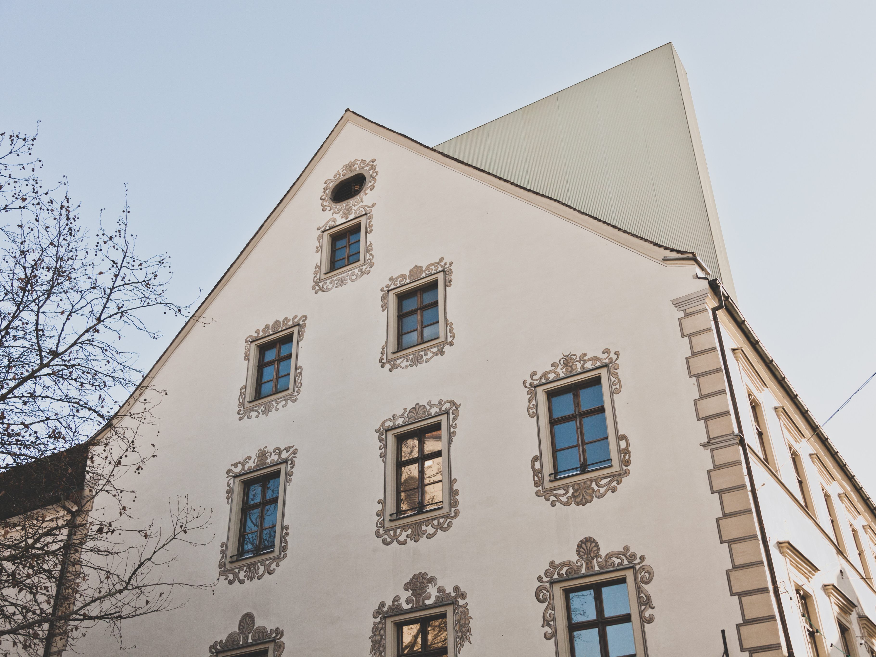 Dass das markante Element nur temporär am Palais Liechtenstein angebracht wurde, war von Anfang an klar. Dass das markante Element nur temporär am Palais Liechtenstein angebracht wurde, war von Anfang an klar.