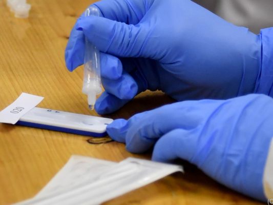 Fast 4.000 neue Fälle - Machen Lockdown-Lockerungen dann Sinn?