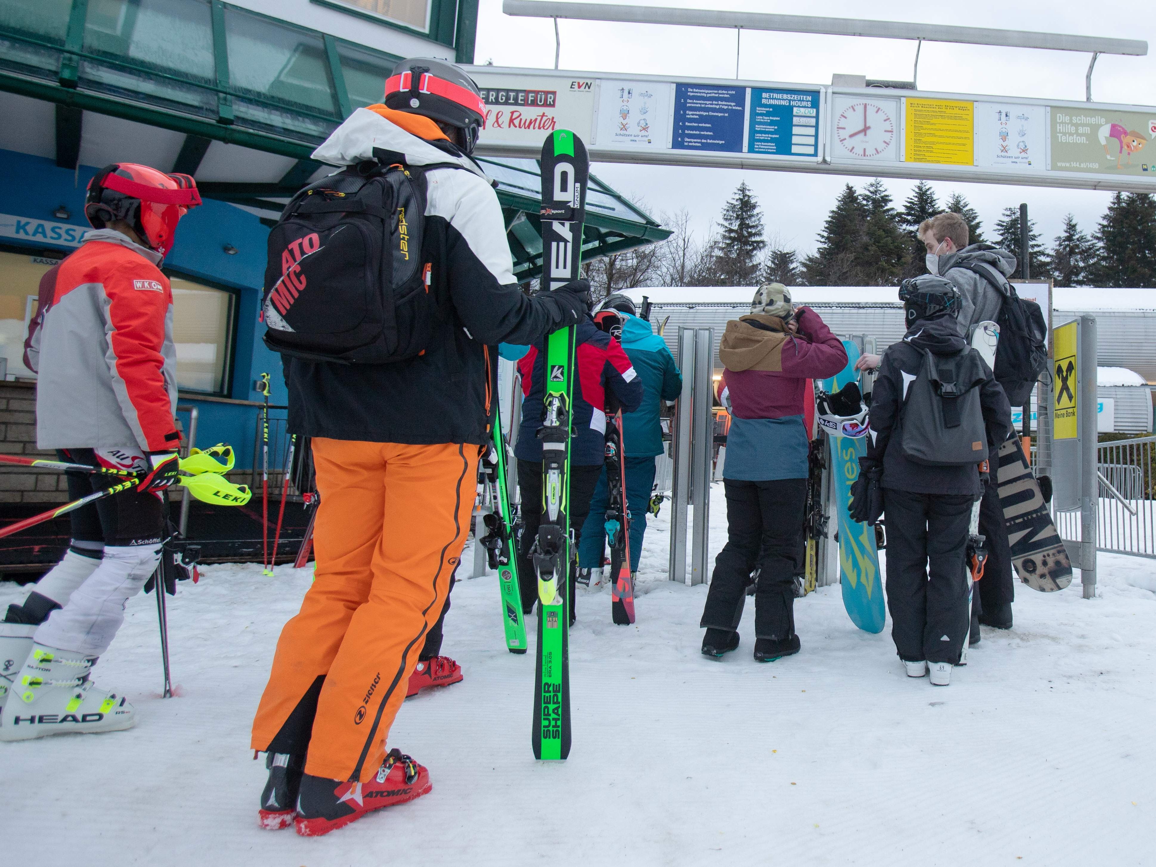 Der Andrang in den Skigebieten hielt sich am ersten Tag in Grenzen.