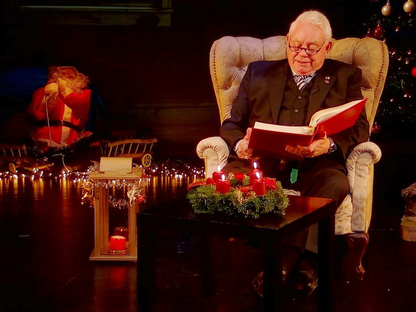 Noch einmal kann man gemeinsam mit Günther Lutz in eine musikalisch-besinnliche Weihnachtszeit eintauchen.