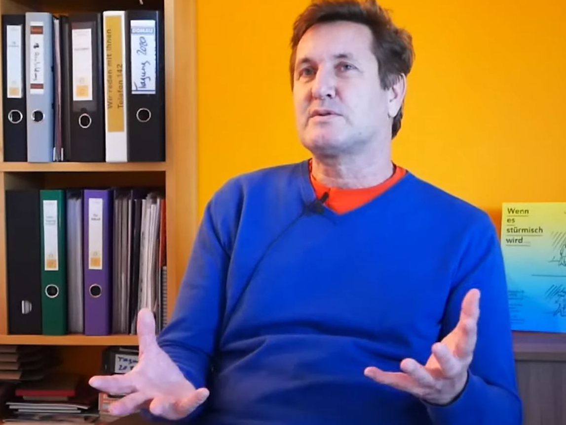 Leiter der Telefonseelsorge Sepp Gröfler Leiter der Telefonseelsorge Sepp Gröfler