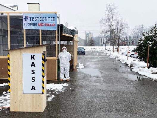 Die Covid-19-Teststation von AMZ in Röthis ist seit wenigen Tagen in Betrieb. Die Covid-19-Teststation von AMZ in Röthis ist seit wenigen Tagen in Betrieb.
