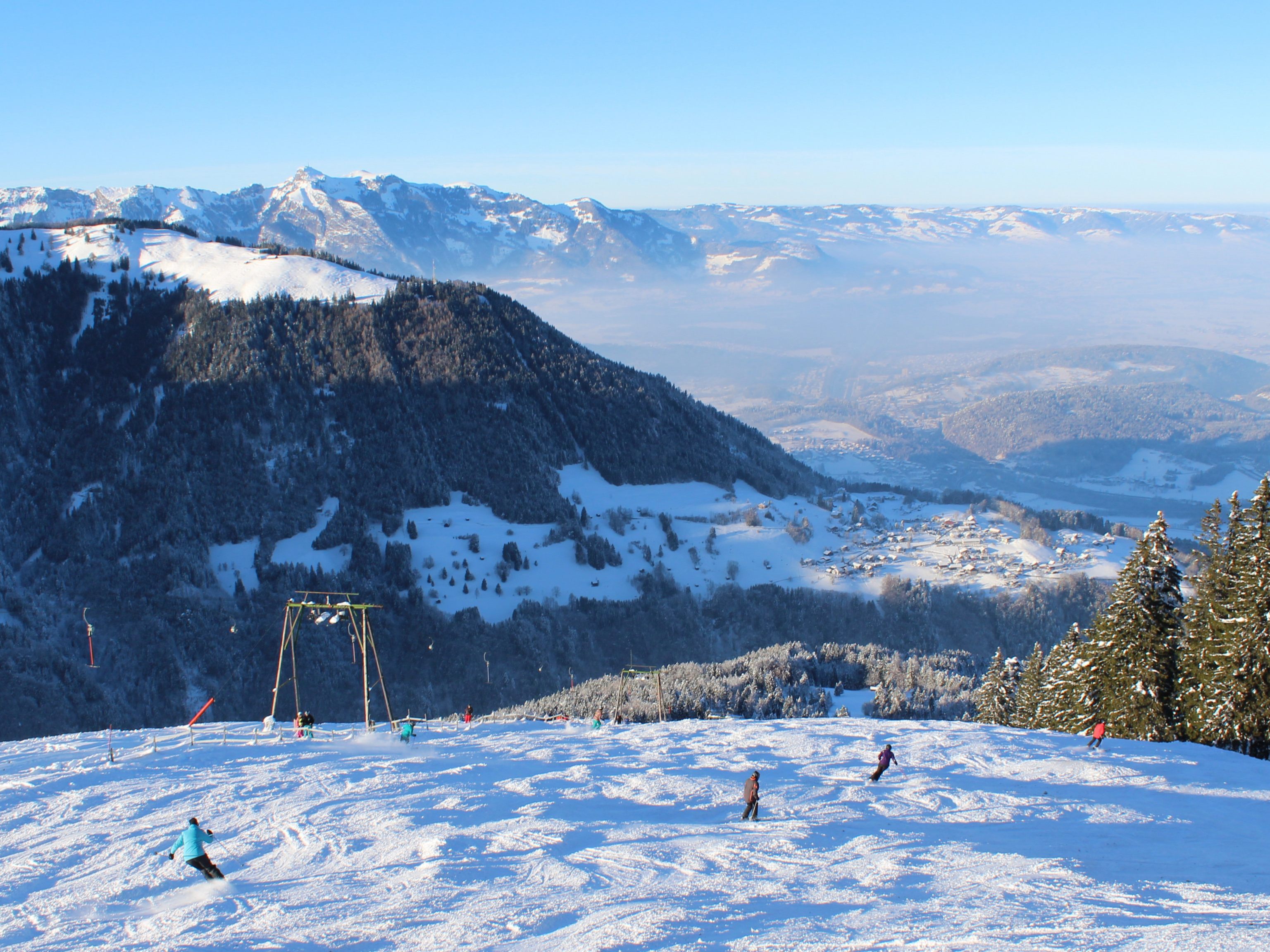 Vor der Bescherung noch schnell auf die Piste: Bazora soll am 24.12. geöffnet werden. Vor der Bescherung noch schnell auf die Piste: Bazora soll am 24.12. geöffnet werden.