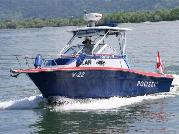 Seepolizei stand mit zwei Mann im Einsatz