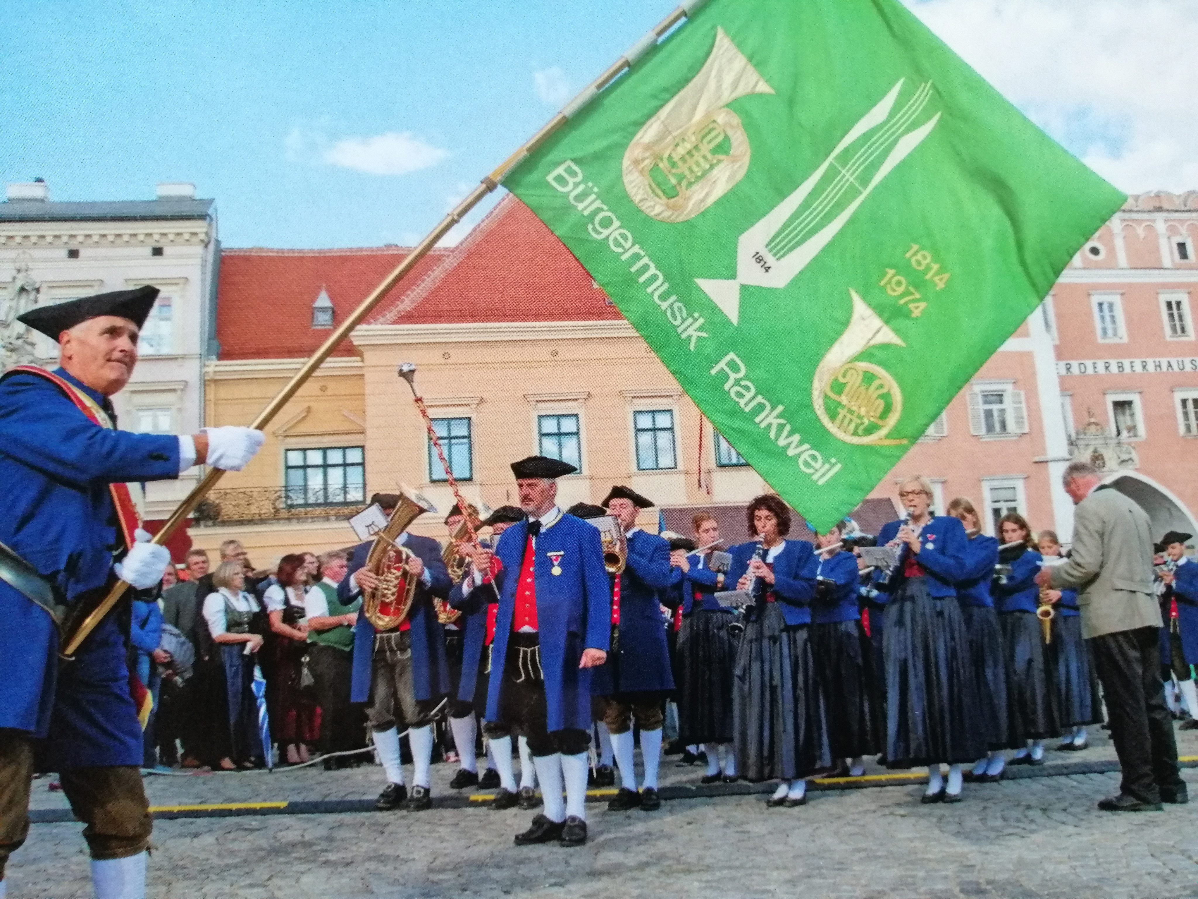 Verdienstzeichen in Silber vom österreichischen Blasmusikverband für den Rankler Guntram Sauerwein Verdienstzeichen in Silber vom österreichischen Blasmusikverband für den Rankler Guntram Sauerwein