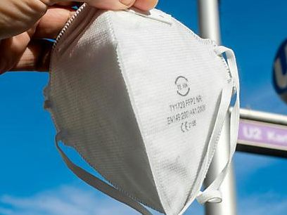 Ab Montag müssen auch Masken in den Öffis getragen werden