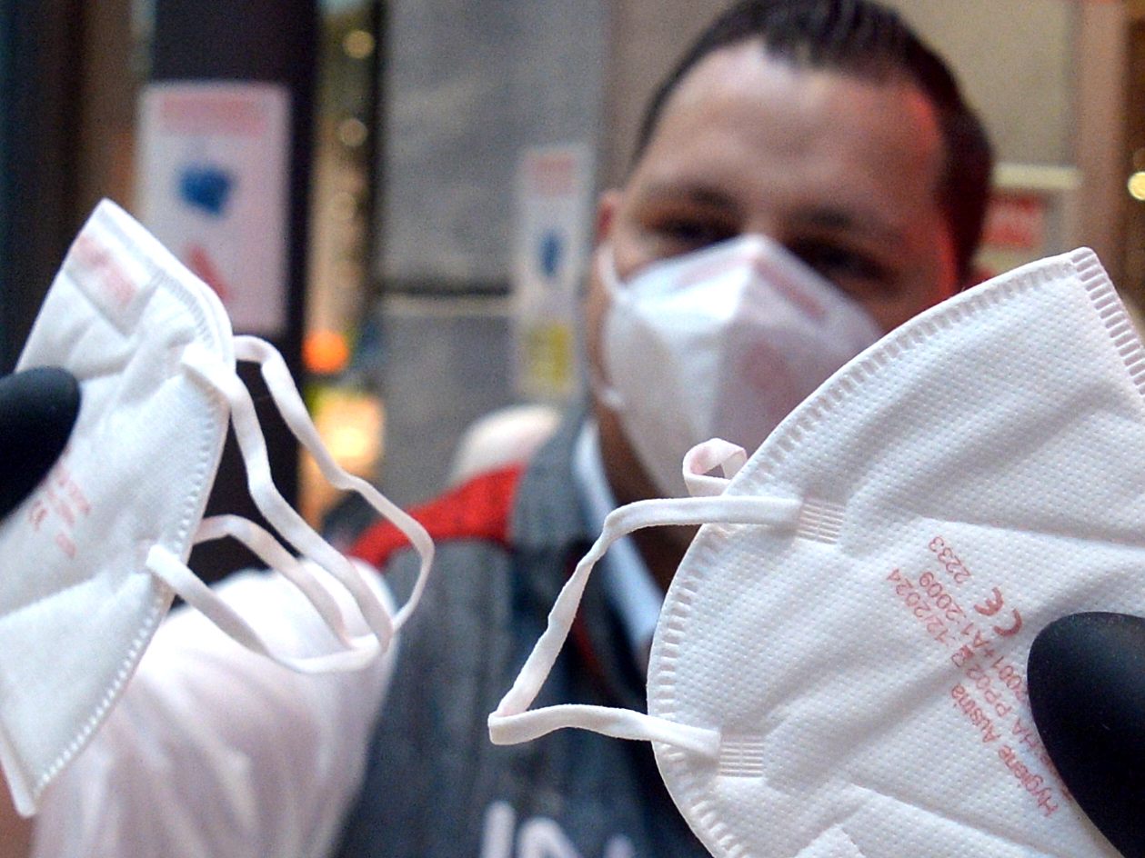 Es sei plausibel davon auszugehen, dass die Schutzmasken wesentlich zur Eindämmung des Coronavirus beitragen, so die deutschen Forscher. Es sei plausibel davon auszugehen, dass die Schutzmasken wesentlich zur Eindämmung des Coronavirus beitragen, so die deutschen Forscher.