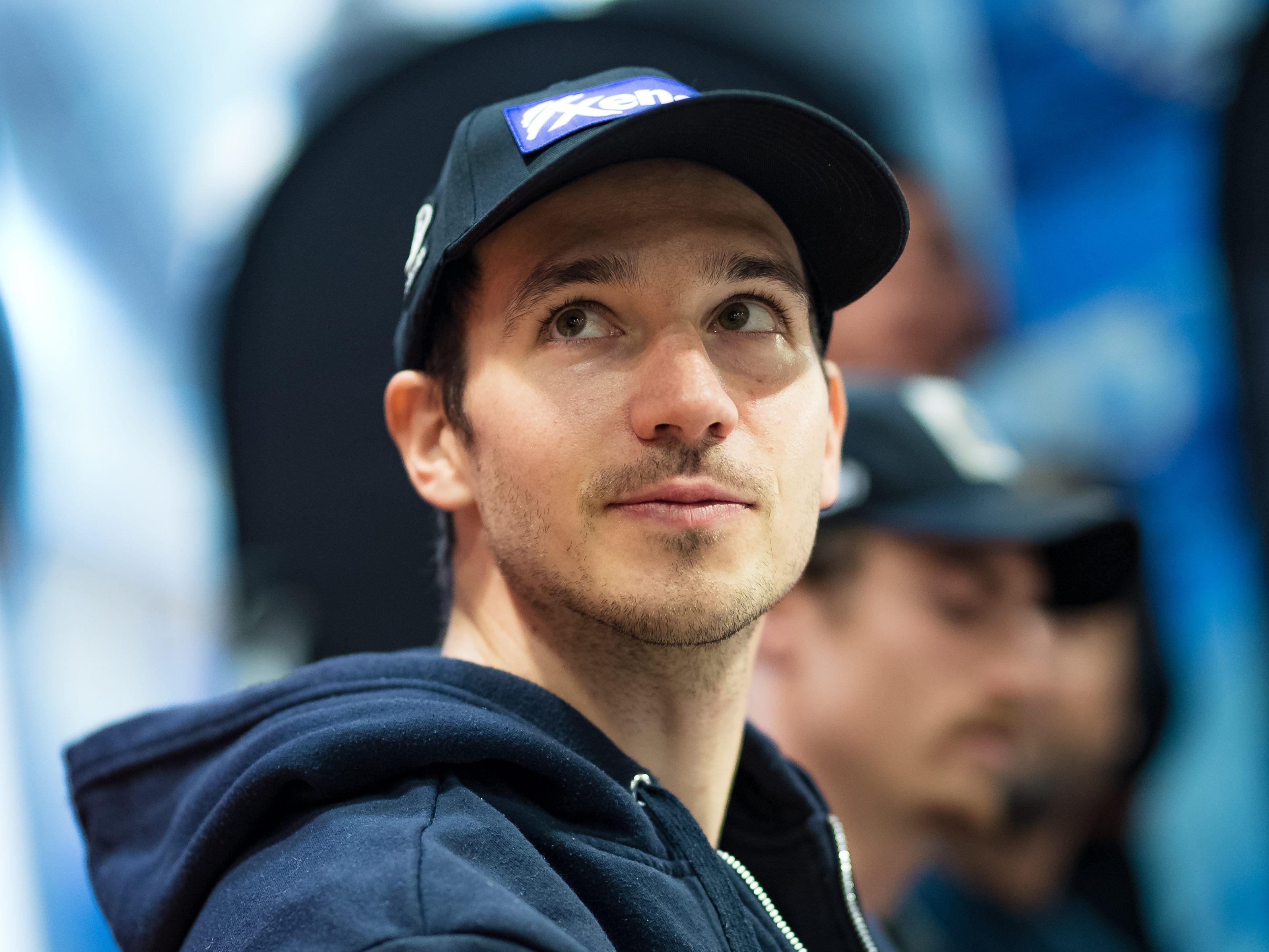 Felix Neureuther kritisiert eine zunehmende Entfremdung des professionellen Wintersports von der Gesellschaft. Felix Neureuther kritisiert eine zunehmende Entfremdung des professionellen Wintersports von der Gesellschaft.