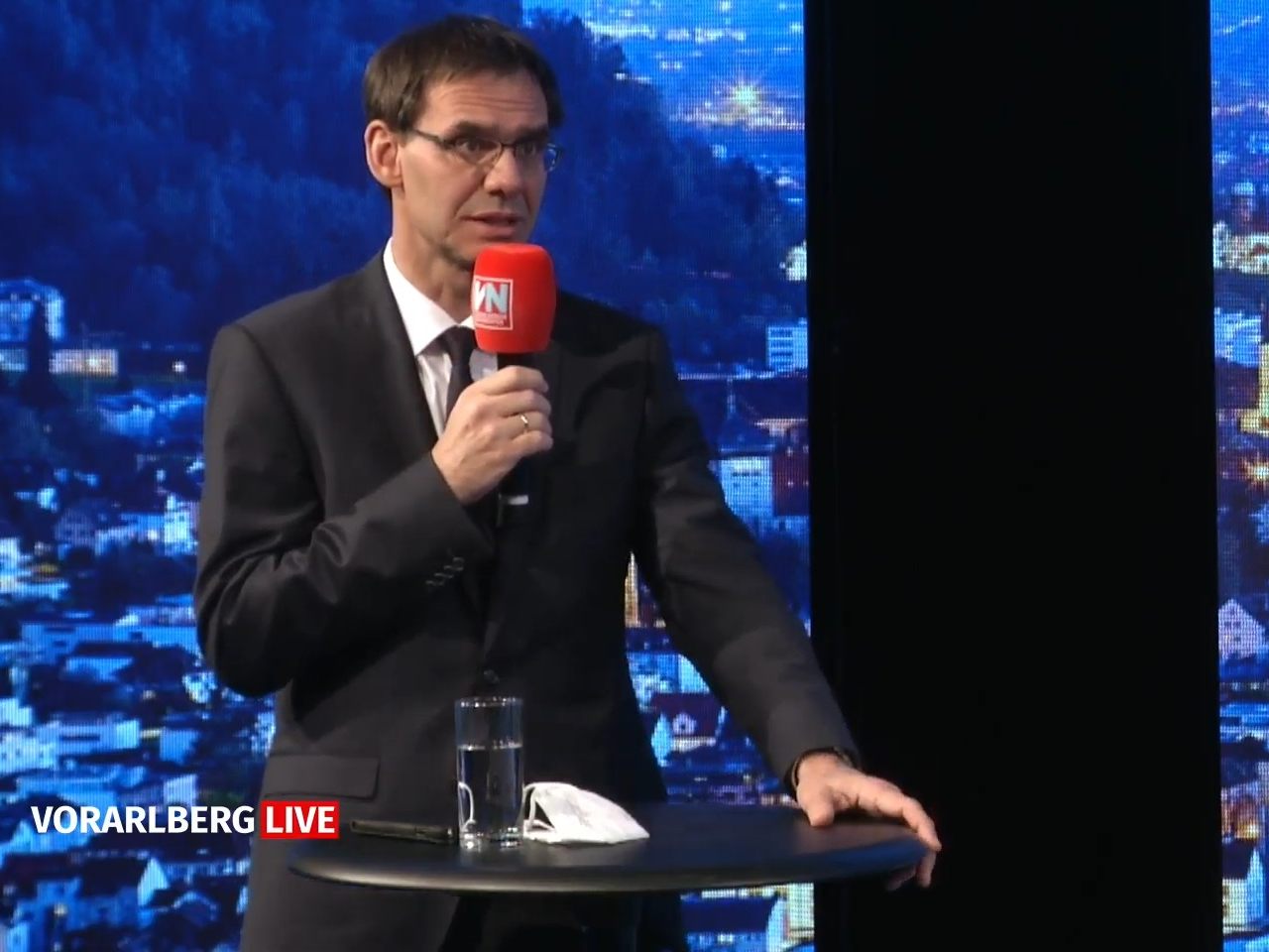 Landeshauptmann Markus Wallner war am Donnerstag zu Gast in "Vorarlberg live": Landeshauptmann Markus Wallner war am Donnerstag zu Gast in "Vorarlberg live":