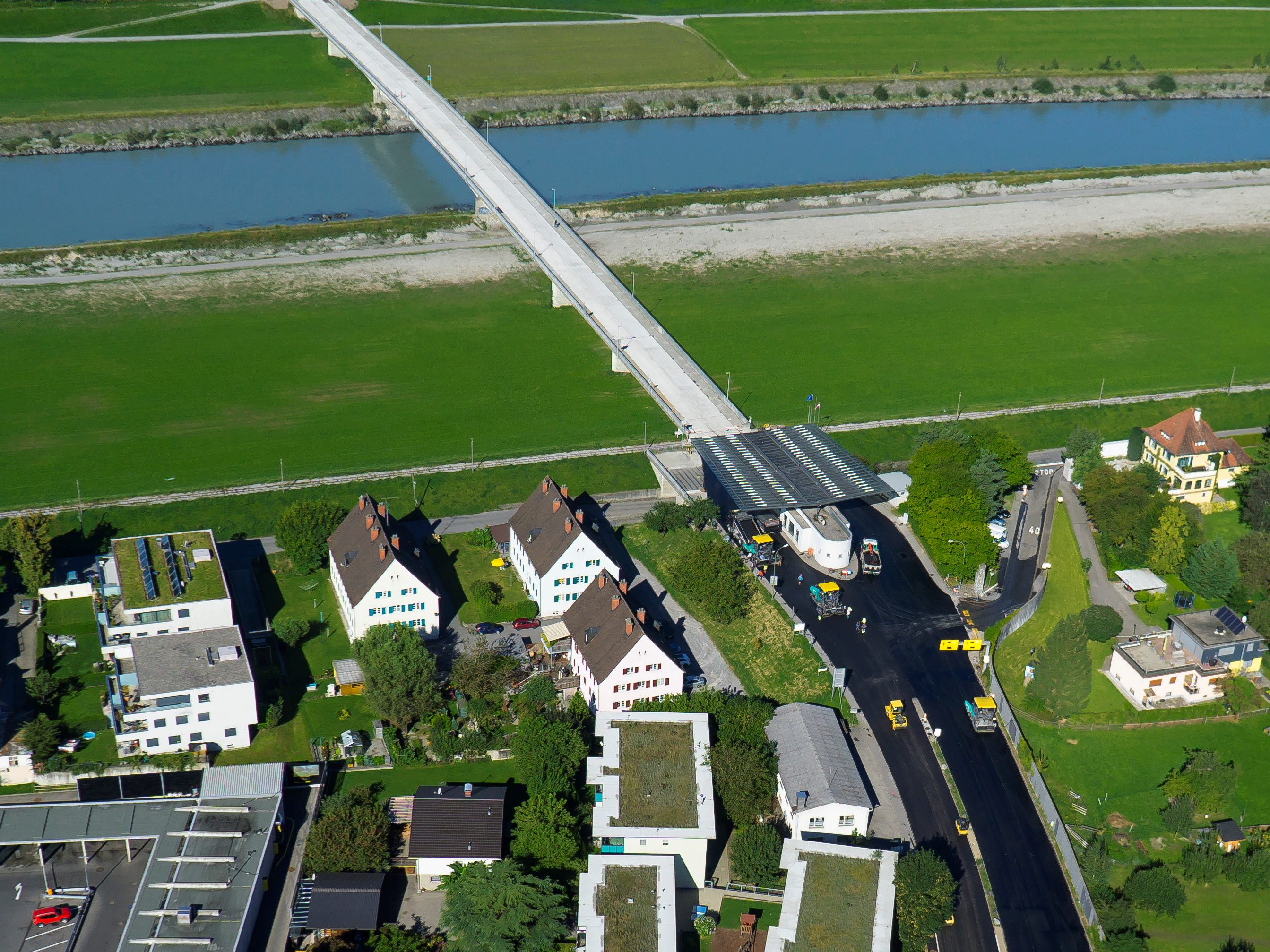 Das Land Vorarlberg und der Kanton St. Gallen haben die Planung für den Neubau in die Wege geleitet. Das Land Vorarlberg und der Kanton St. Gallen haben die Planung für den Neubau in die Wege geleitet.