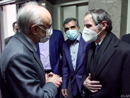 Grossi (r.) traf Salehi (l.) in Teheran Grossi (r.) traf Salehi (l.) in Teheran