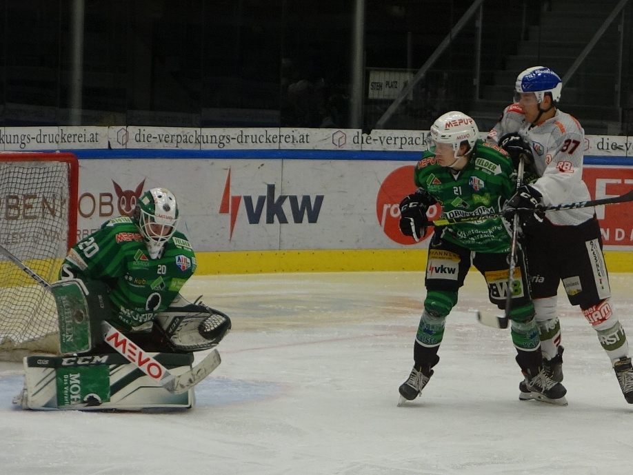 Goalie Felix Beck und Jesper Akerman zählten bei der Niederlage gegen Ritten zu den besten Wäldern. Goalie Felix Beck und Jesper Akerman zählten bei der Niederlage gegen Ritten zu den besten Wäldern.