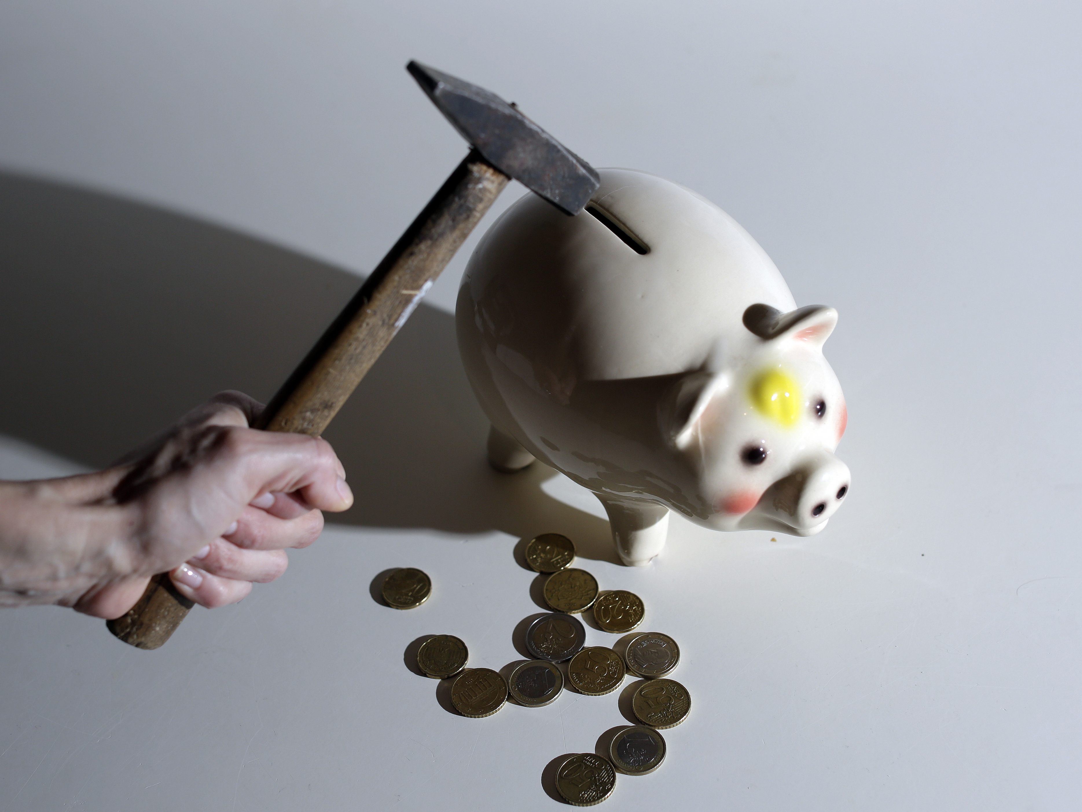 Konsumenten wollen mehr mit Erspartem finanzieren. Konsumenten wollen mehr mit Erspartem finanzieren.
