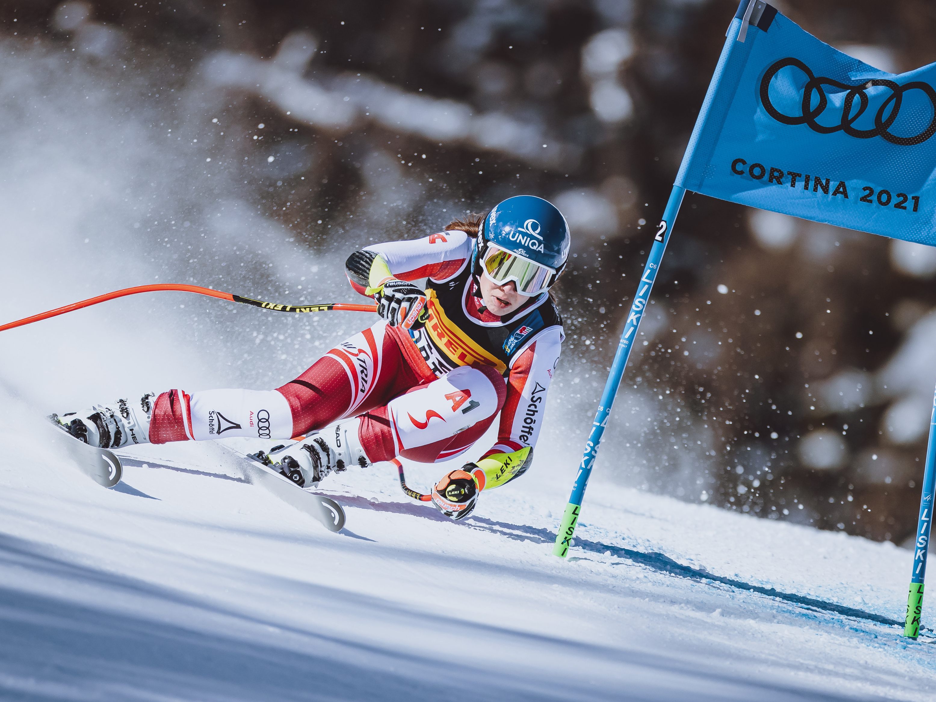 Christine Scheyer kämpft in WM-Abfahrt um eine Medaille.