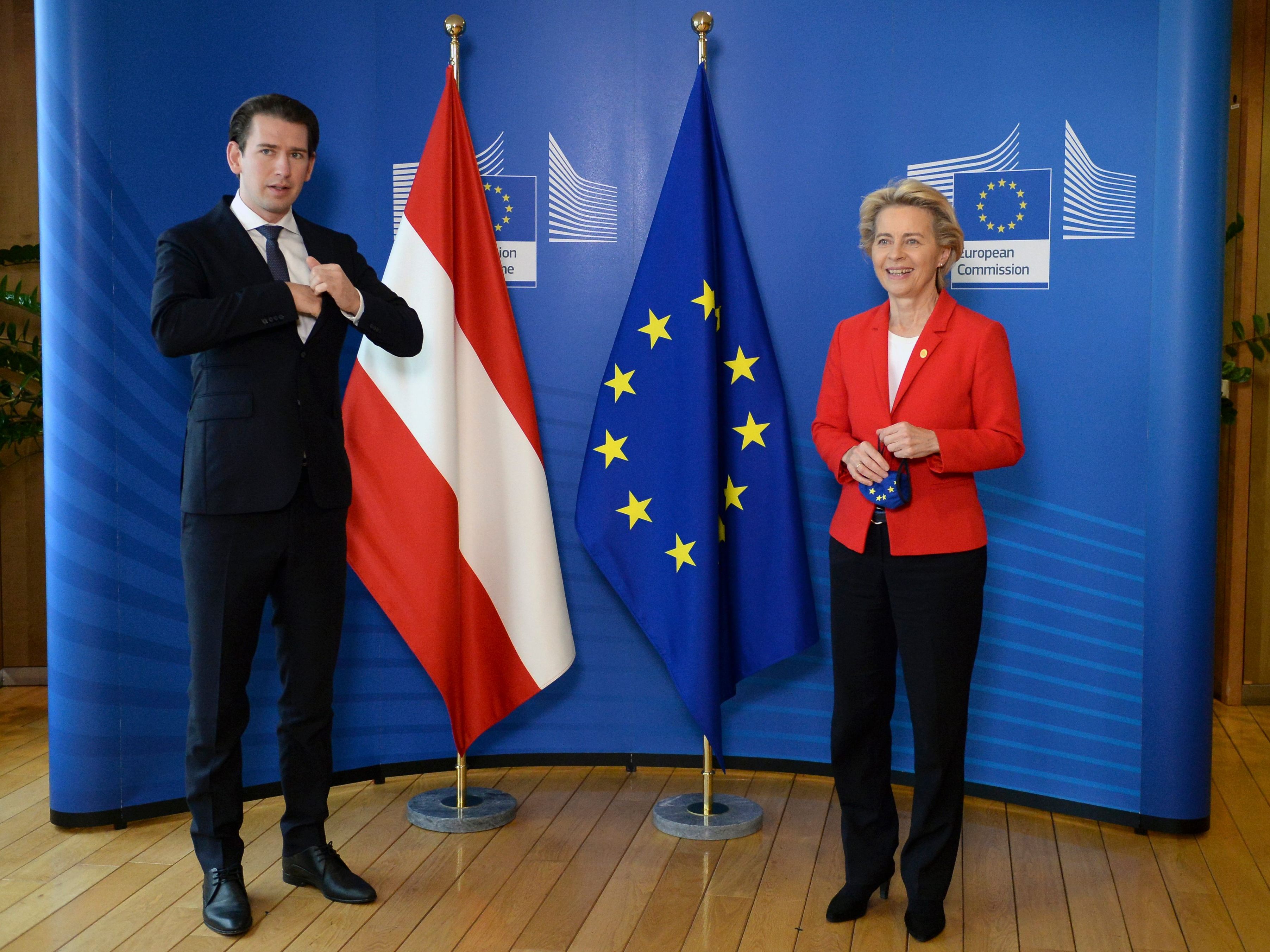 Kurz warnt Von der Leyen vor möglichen Lieferproblemen. Kurz warnt Von der Leyen vor möglichen Lieferproblemen.