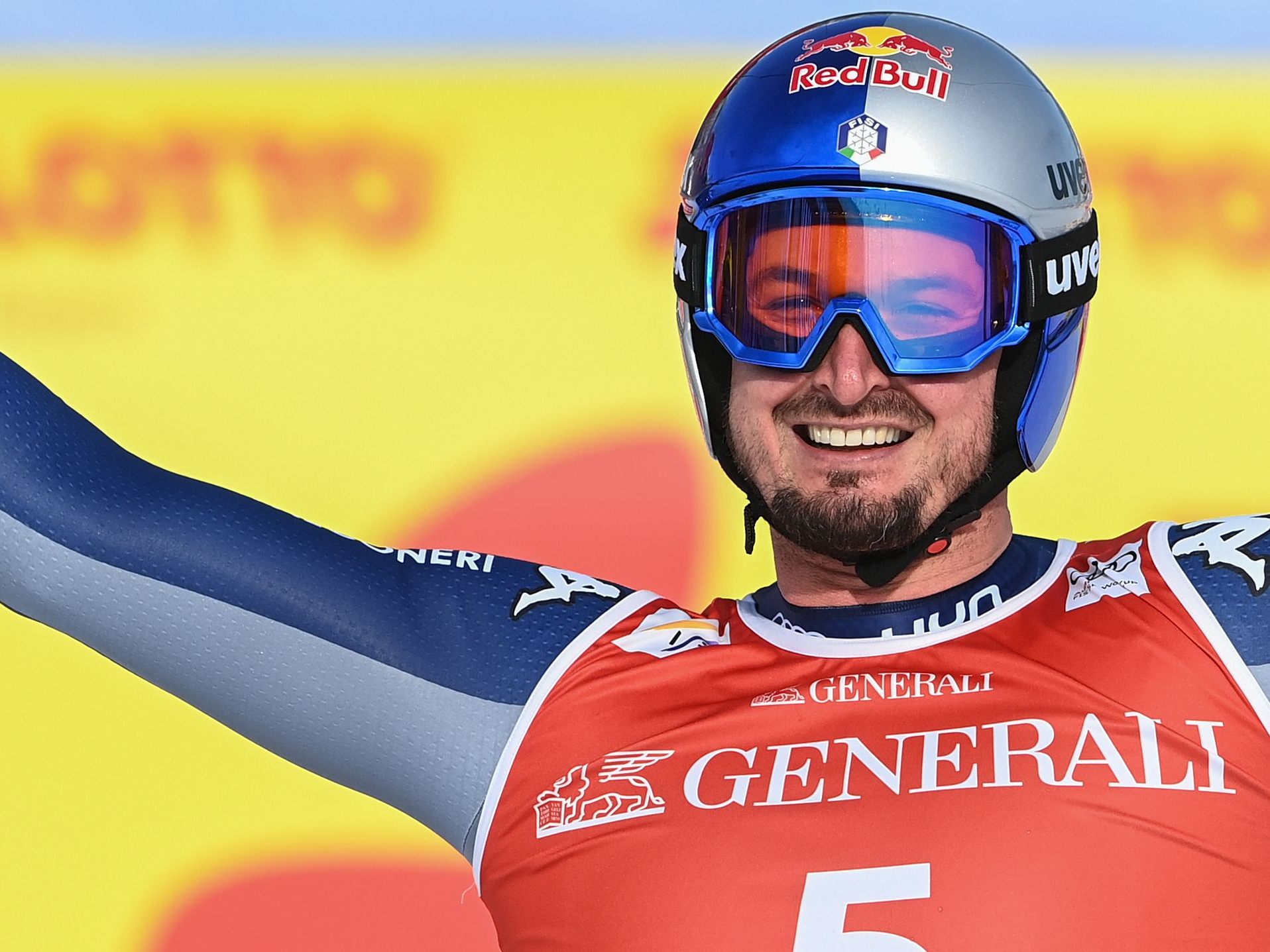 Dominic Paris gewinnt die Abfahrt in Garmisch.