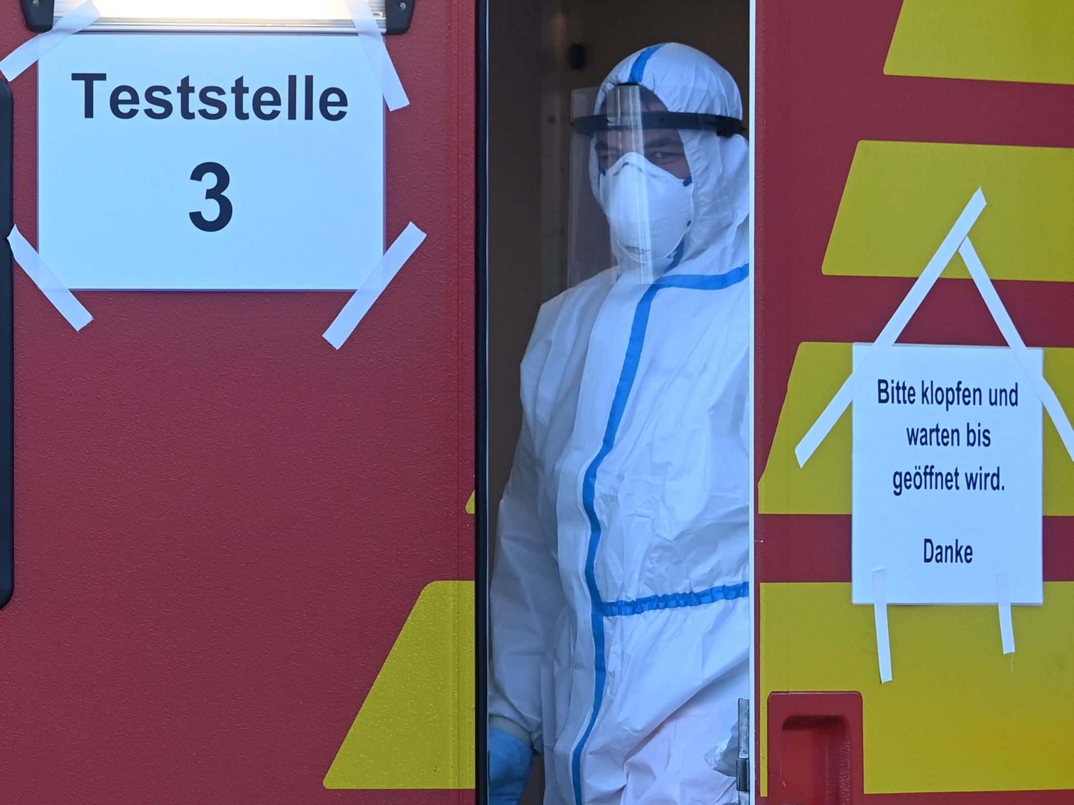 Südafrikanische Variante bislang 279 Mal sequenziert. Südafrikanische Variante bislang 279 Mal sequenziert.