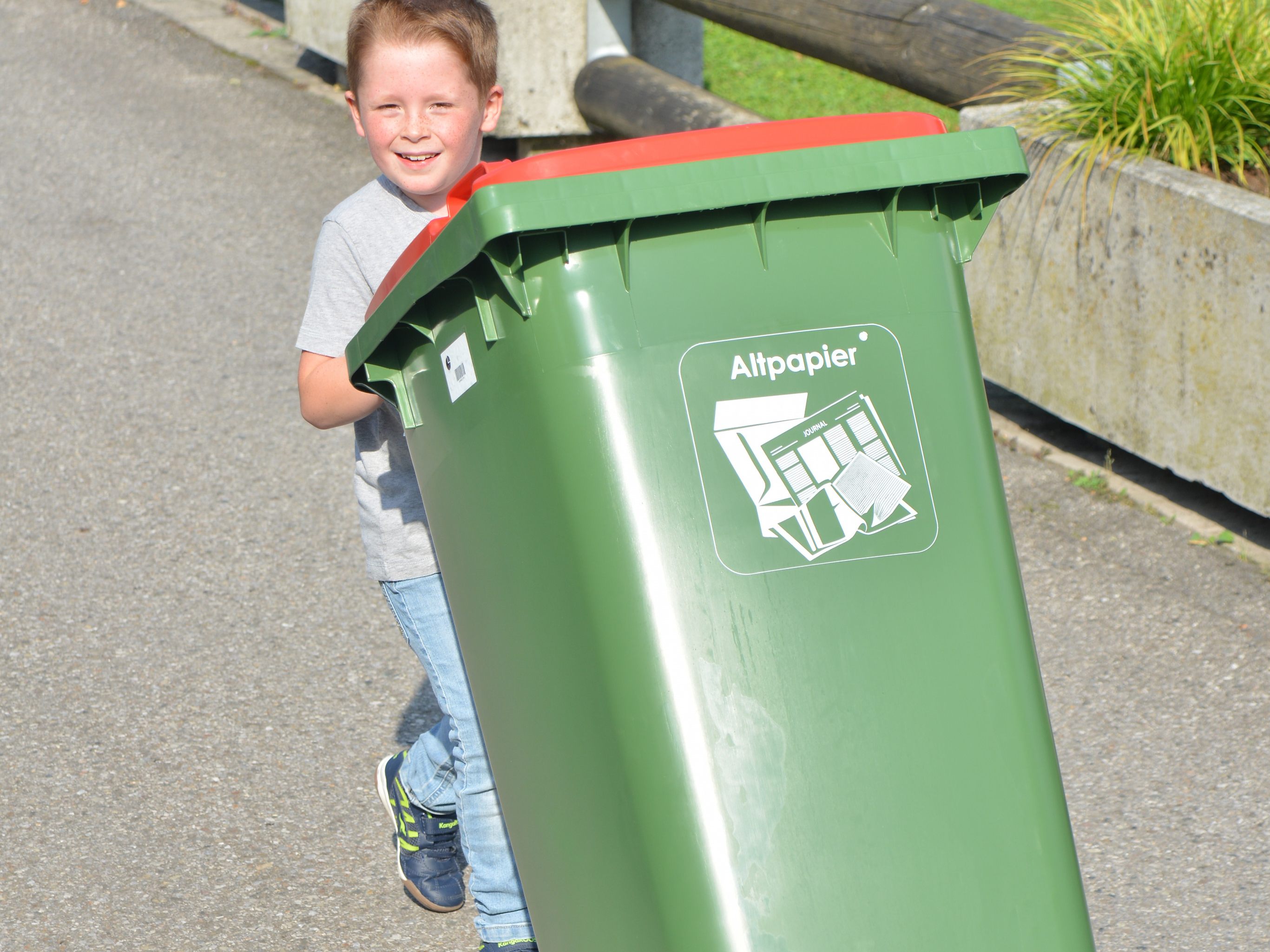 Die Entsorgung von Altpapier wird kinderleicht Die Entsorgung von Altpapier wird kinderleicht