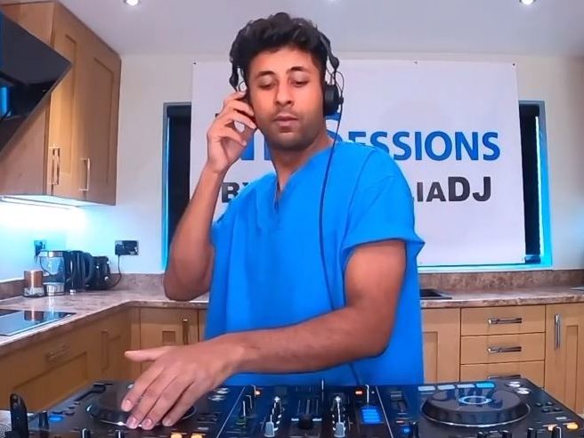 Der Intensiv-Arzt geht auf Social Media mit seinen DJ-Sets viral.