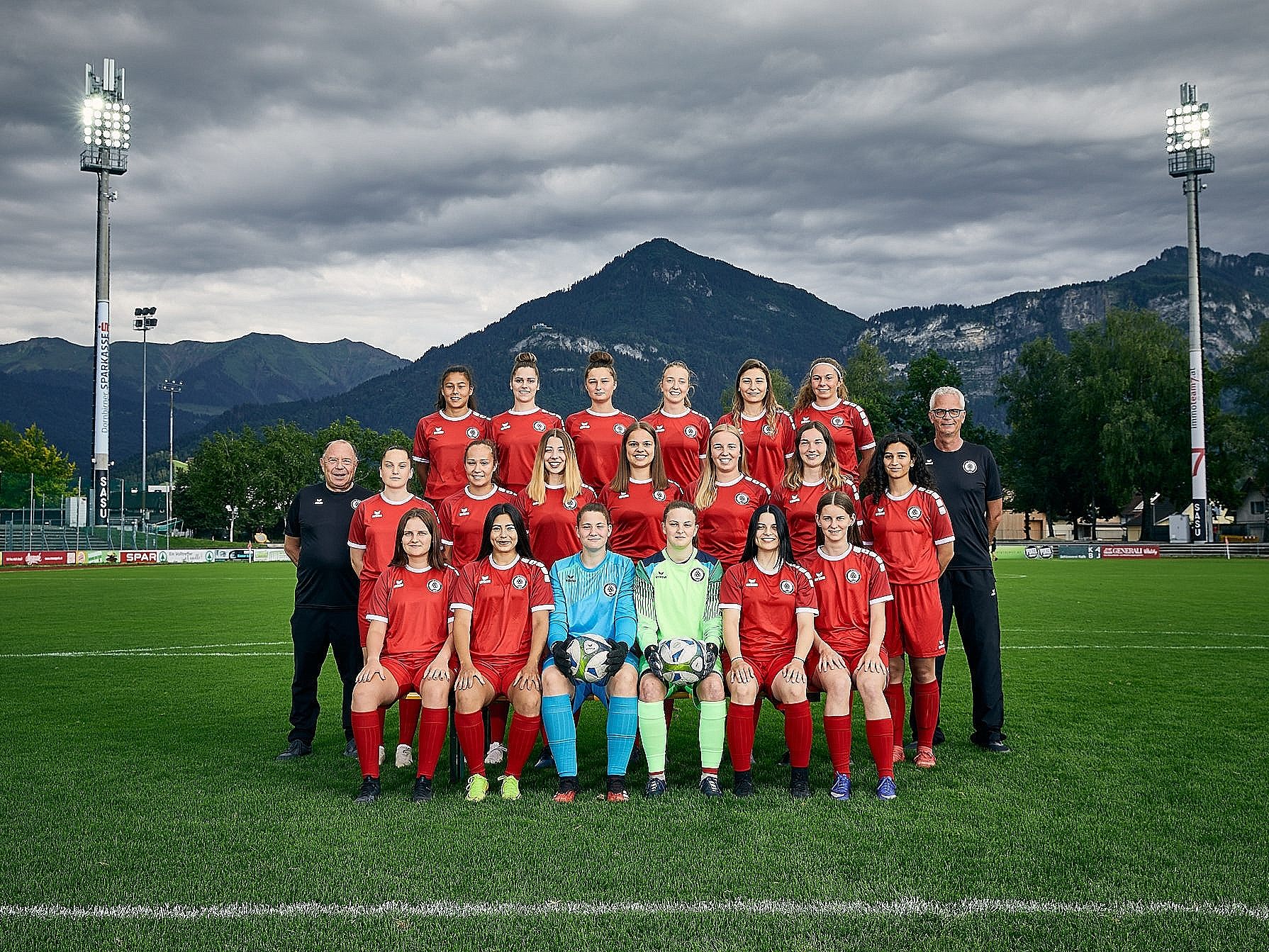 Die Rothosen-Ladies vereint ein großer Traum - der Aufstieg in die 2. Bundesliga.