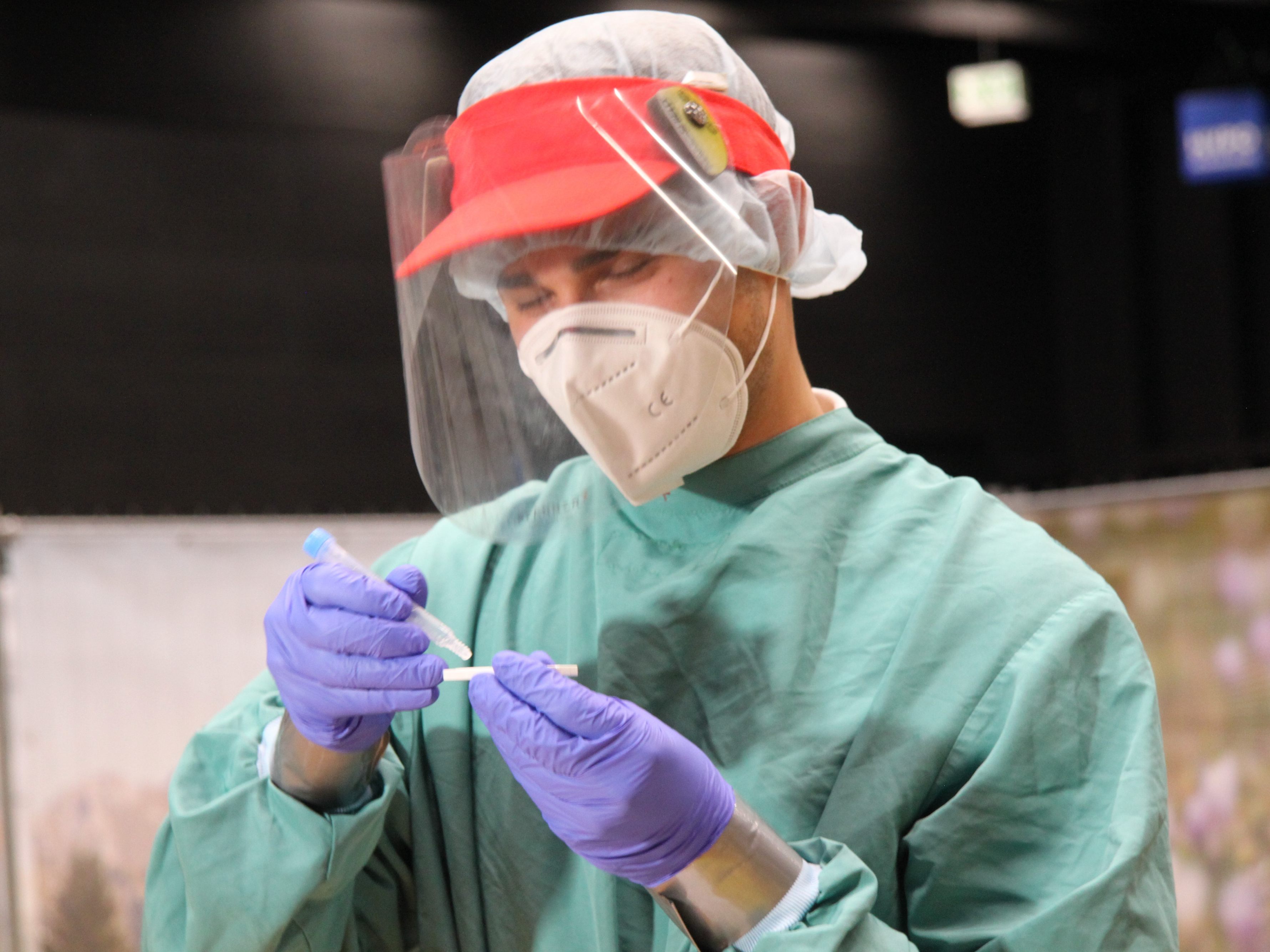 613 Personen sind aktuell mit dem Corona-Virus infiziert. 613 Personen sind aktuell mit dem Corona-Virus infiziert.