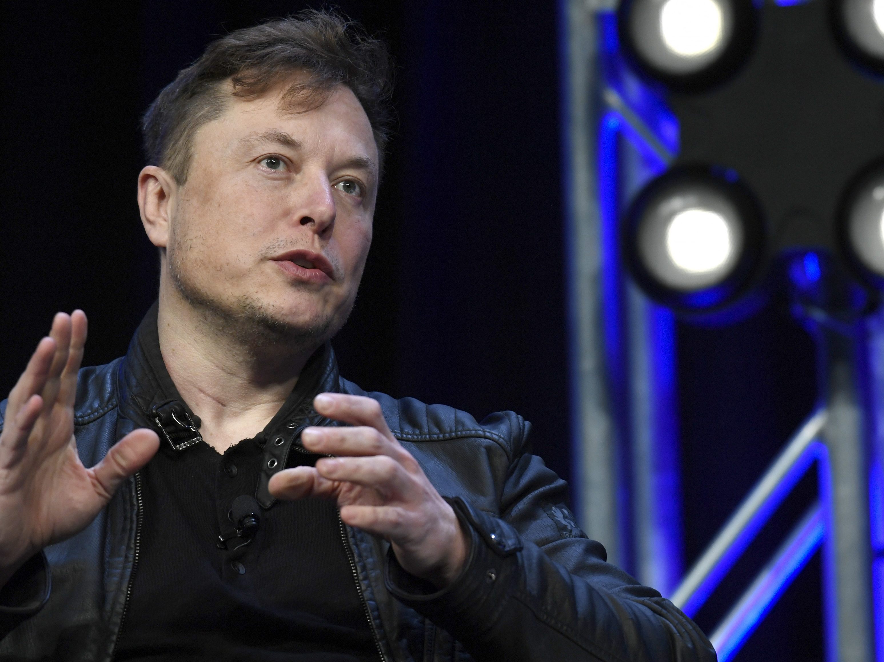 Elon Musk will mit SpaceX zum Mars. Elon Musk will mit SpaceX zum Mars.