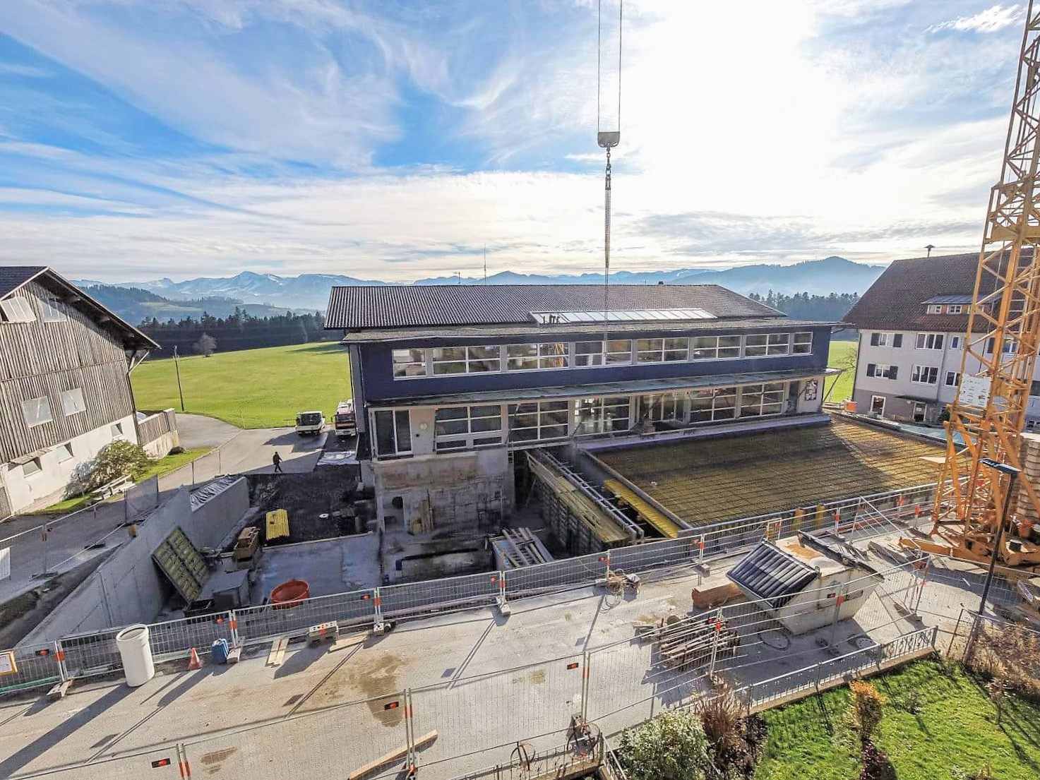 Baufortschritt des Gerätehauses der Feuerwehr Langen Baufortschritt des Gerätehauses der Feuerwehr Langen