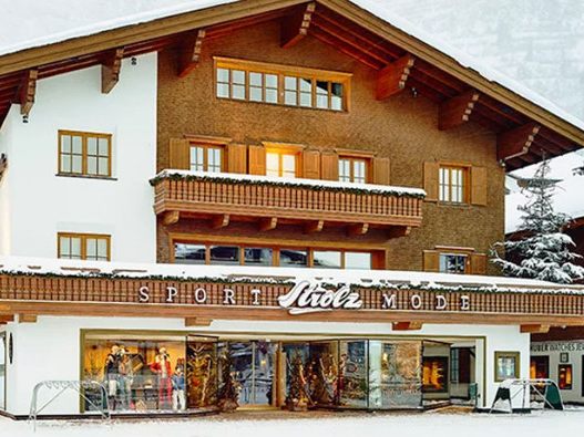 Die Strolz GmbH hat im Dezember beim Landesgericht Feldkirch einen Antrag auf Eröffnung eines Sanierungsverfahrens mit Eigenverwaltung gestellt. Die Strolz GmbH hat im Dezember beim Landesgericht Feldkirch einen Antrag auf Eröffnung eines Sanierungsverfahrens mit Eigenverwaltung gestellt.