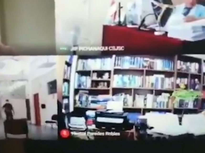 Skandal bei Zoom-Call in Peru.