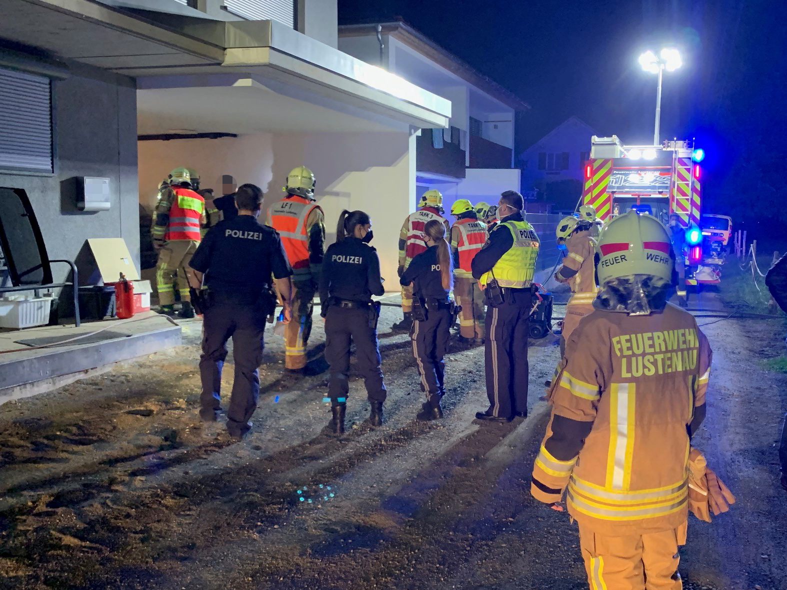 Brand eines Elektroautos in Lustenau Brand eines Elektroautos in Lustenau