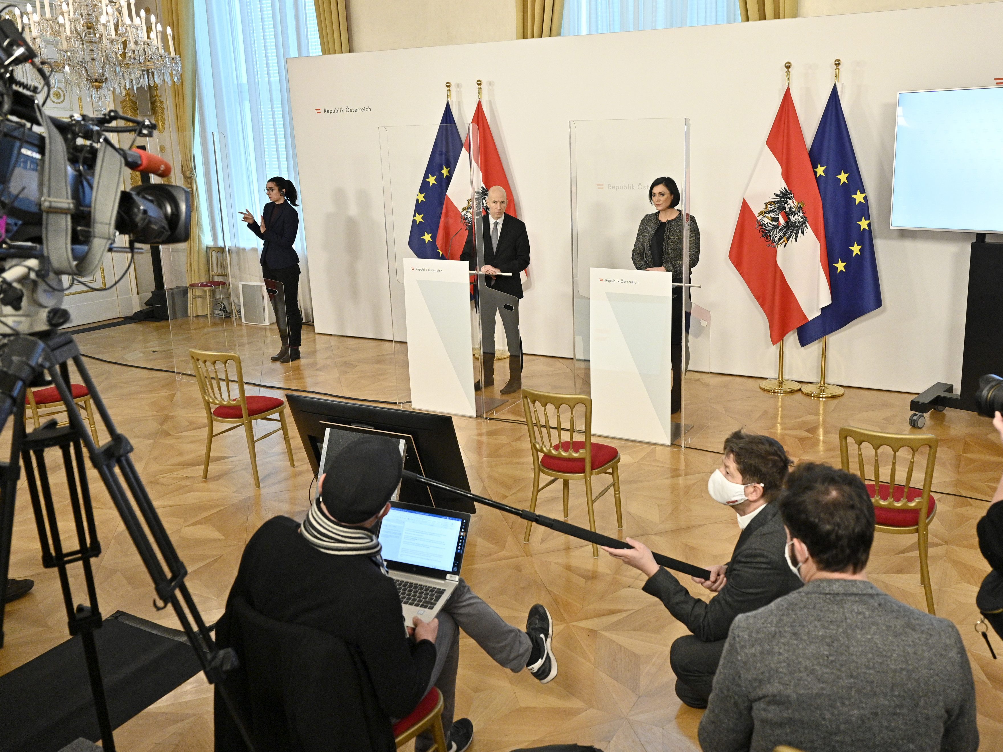 Pressefoyer nach dem Ministerrat.