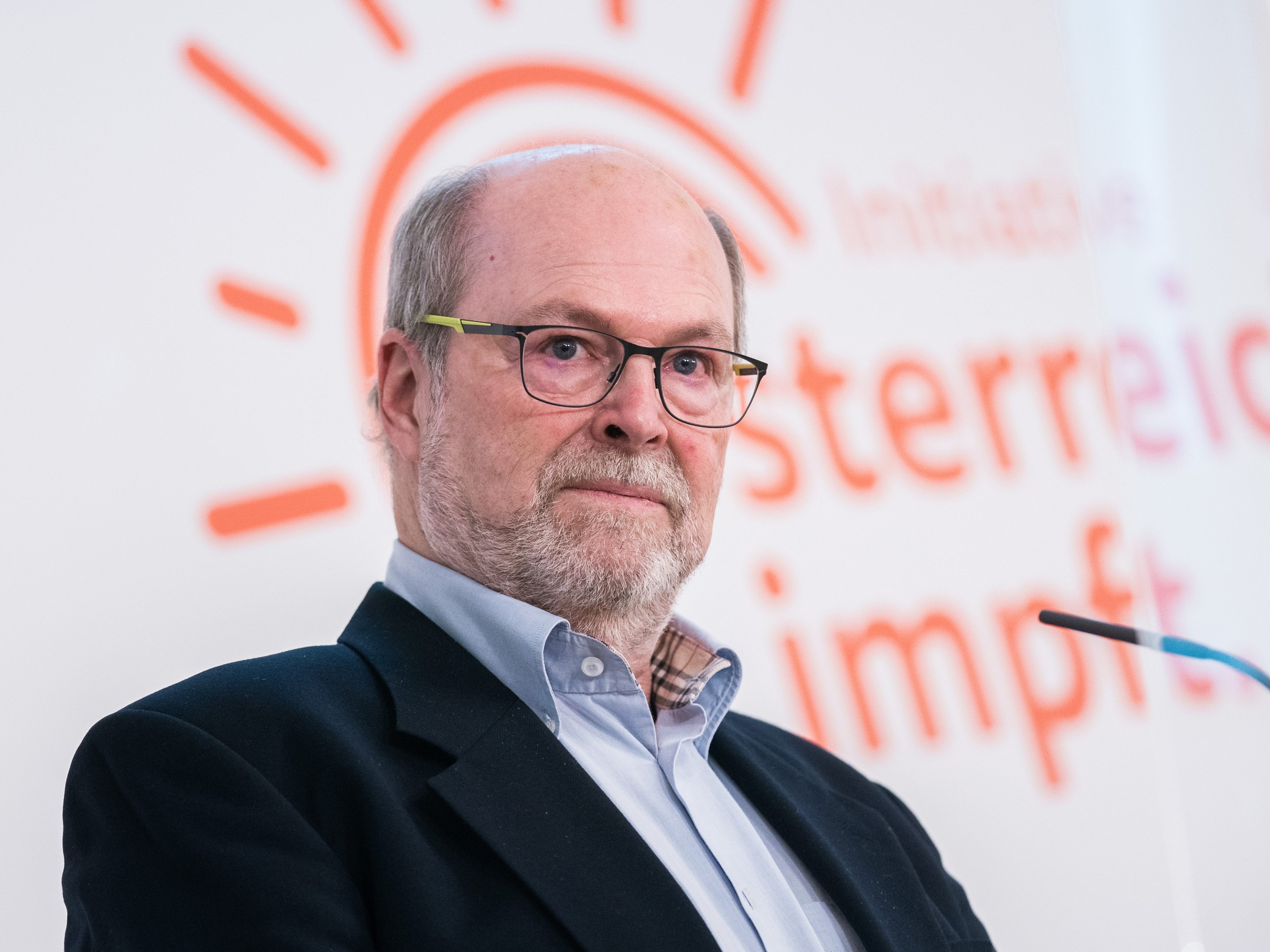 Aktuelles zur Corona-Schutzimpfung mit "Österreich impft"-Sprecher Herwig Kollaritsch.