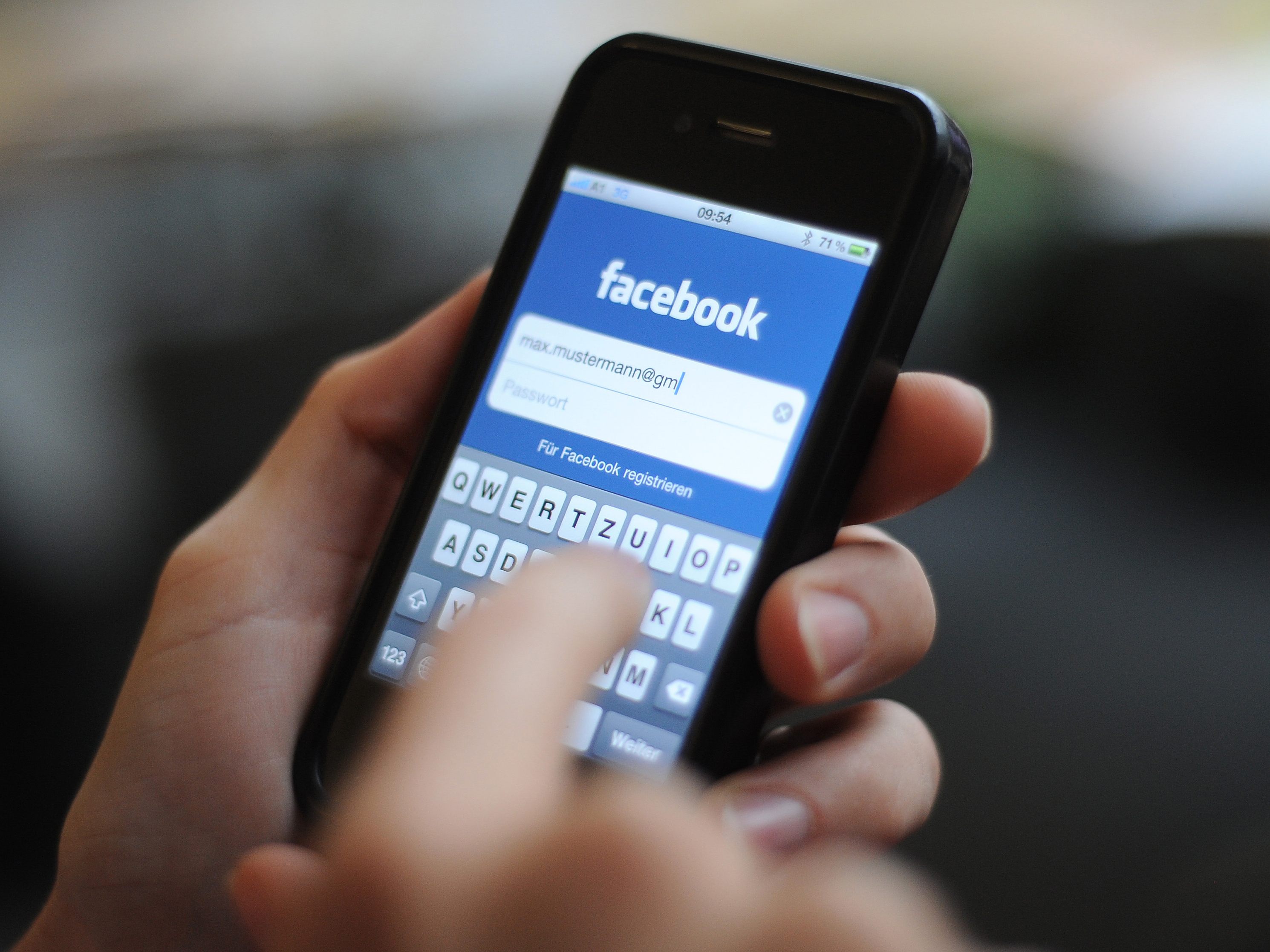 Hauptinformationsquelle ist Facebook. Hauptinformationsquelle ist Facebook.