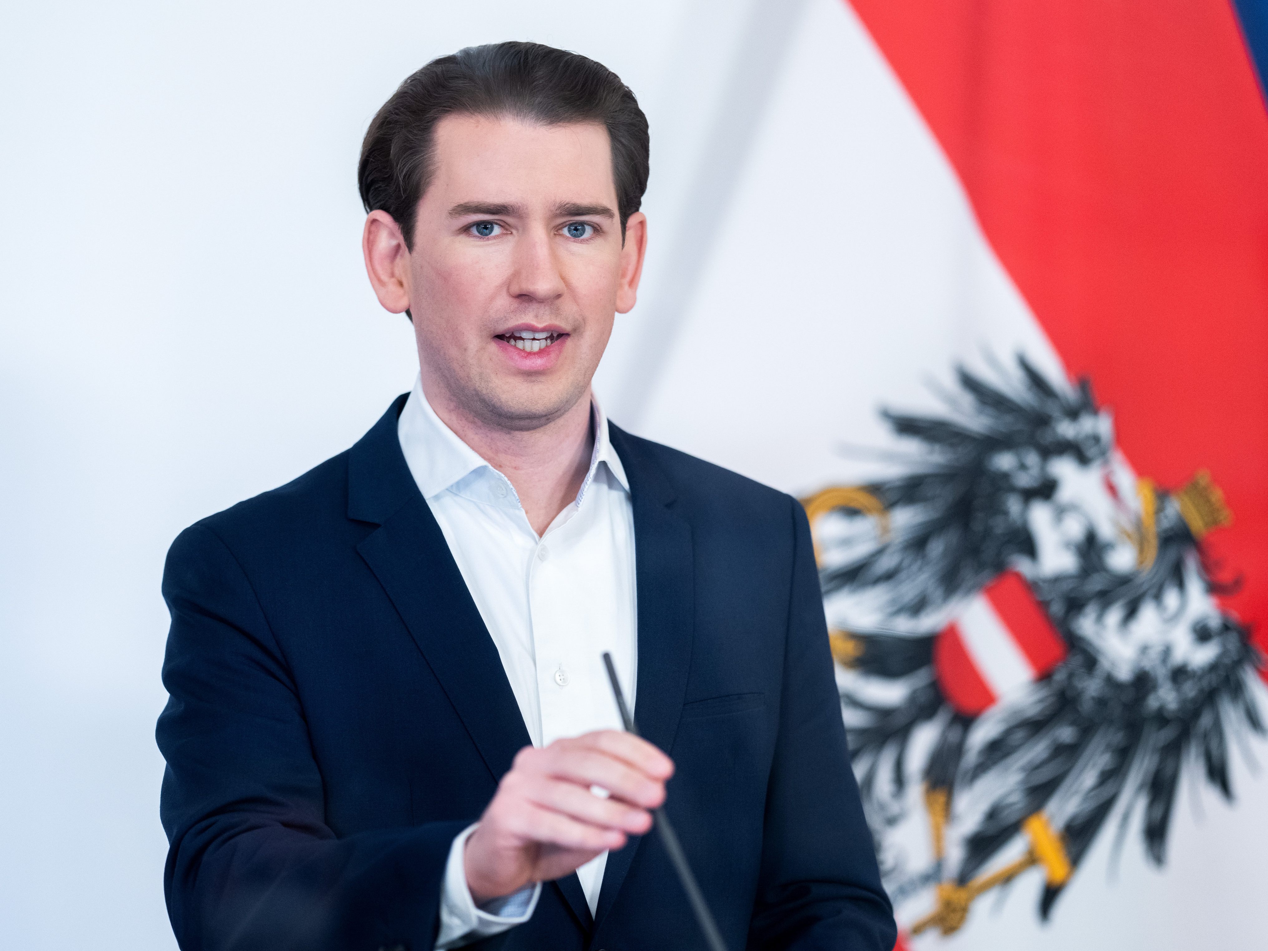 Kanzler: Bis dahin "herausfordernde Phase". Kanzler: Bis dahin "herausfordernde Phase".