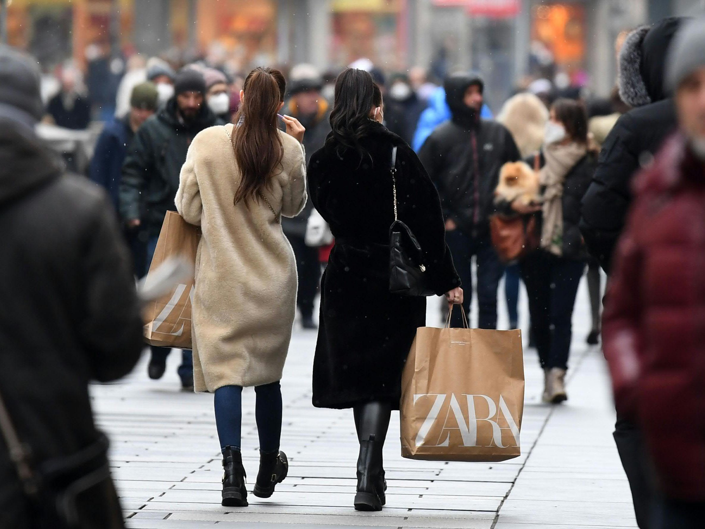 Zahlreiche Wiener nutzten den letzten Einkaufstag vor der Osterruhe und gingen shoppen.