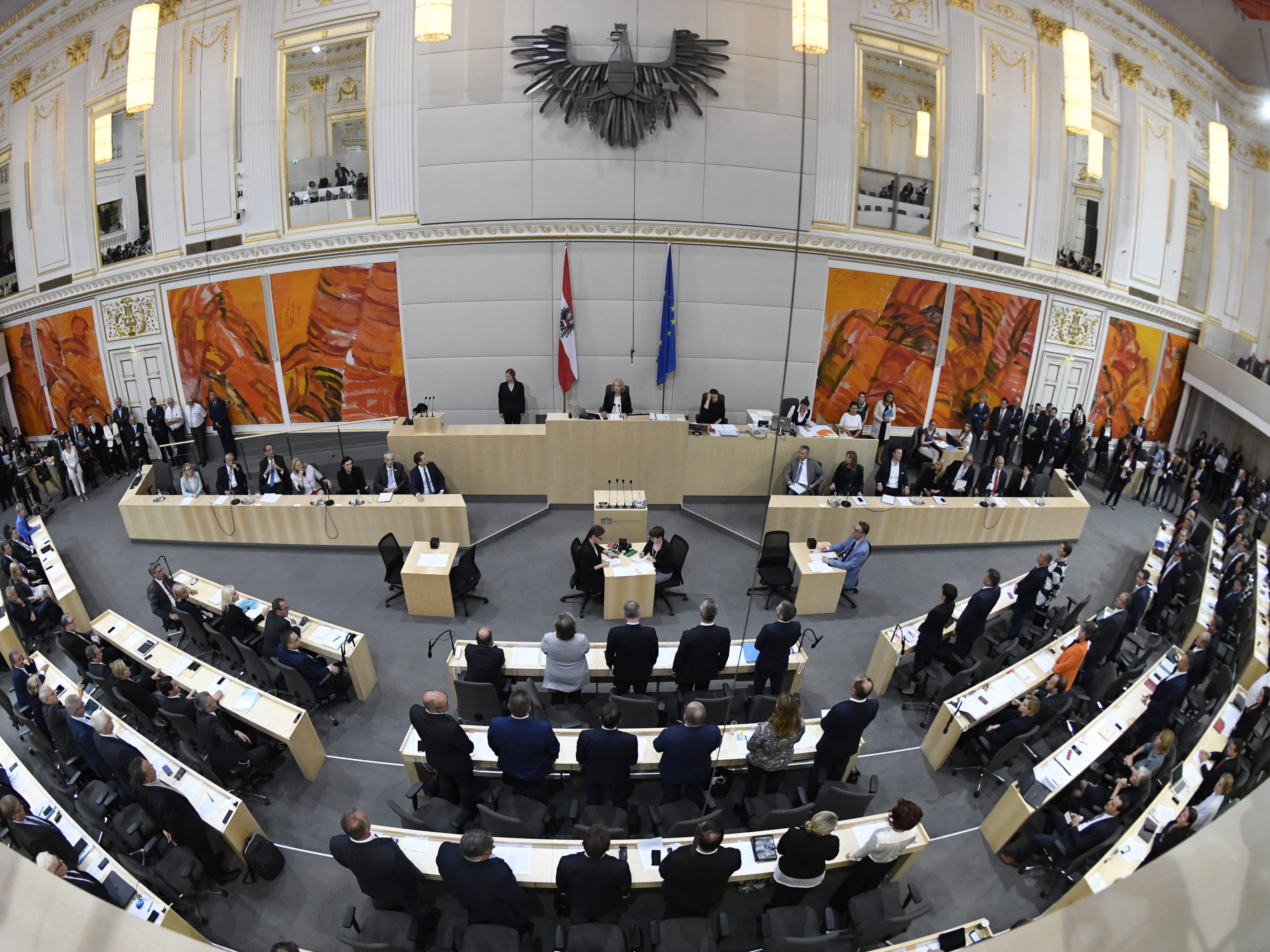 Nationalratssitzung ab 9 Uhr im Livestream.