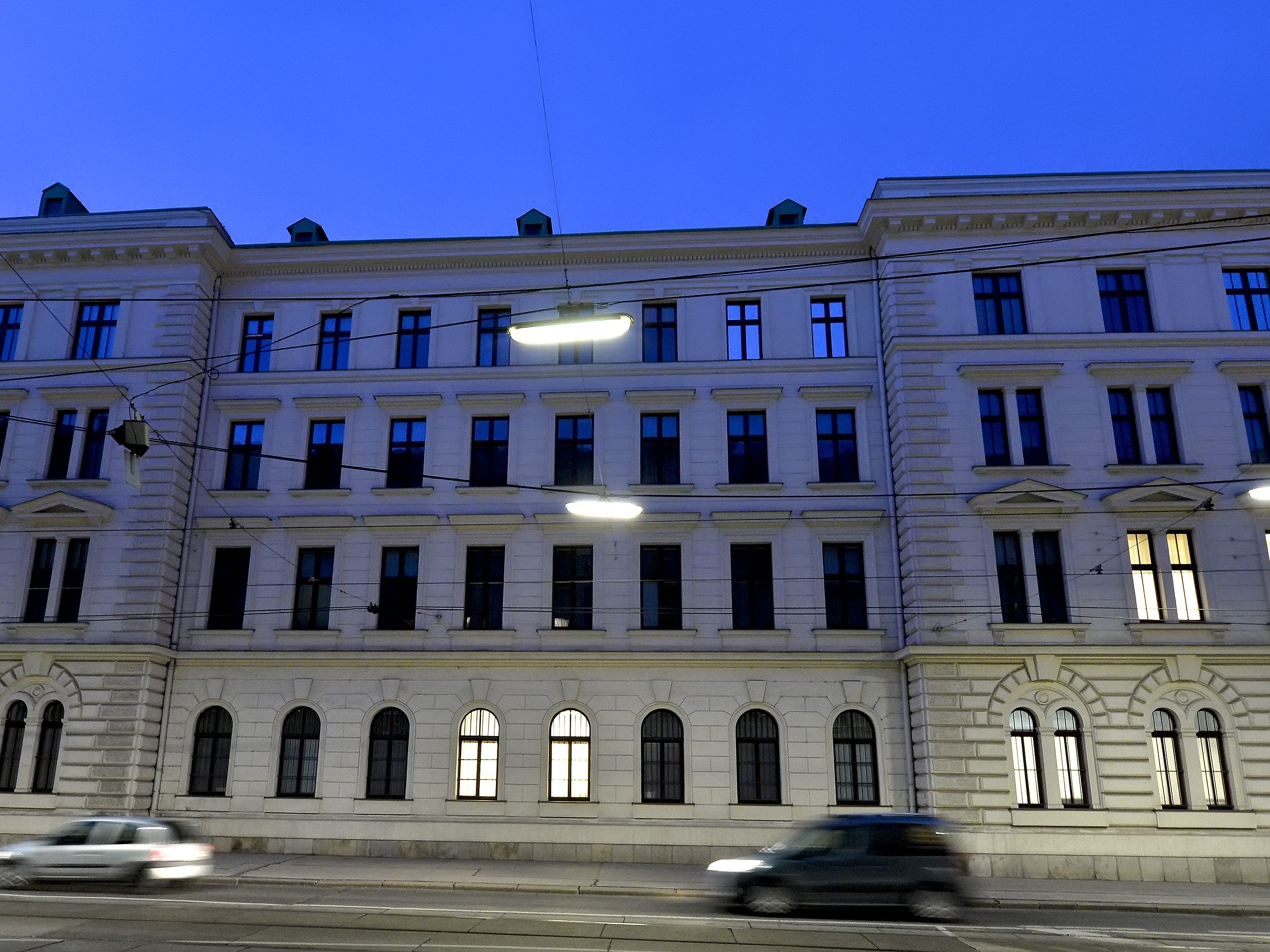 BVT-Reform: Kosten und Inkrafttreten offen. BVT-Reform: Kosten und Inkrafttreten offen.