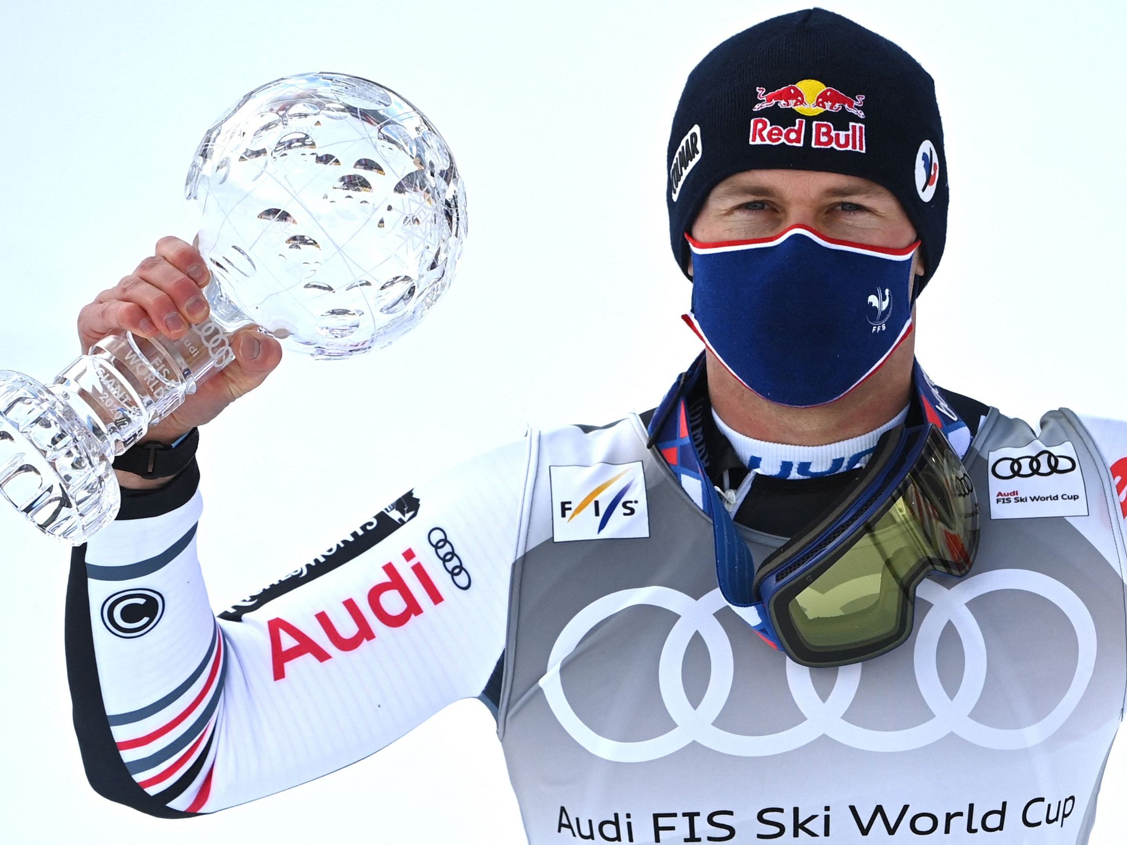 Alexis Pinturault holt sich den Gesamtweltcup. Alexis Pinturault holt sich den Gesamtweltcup.