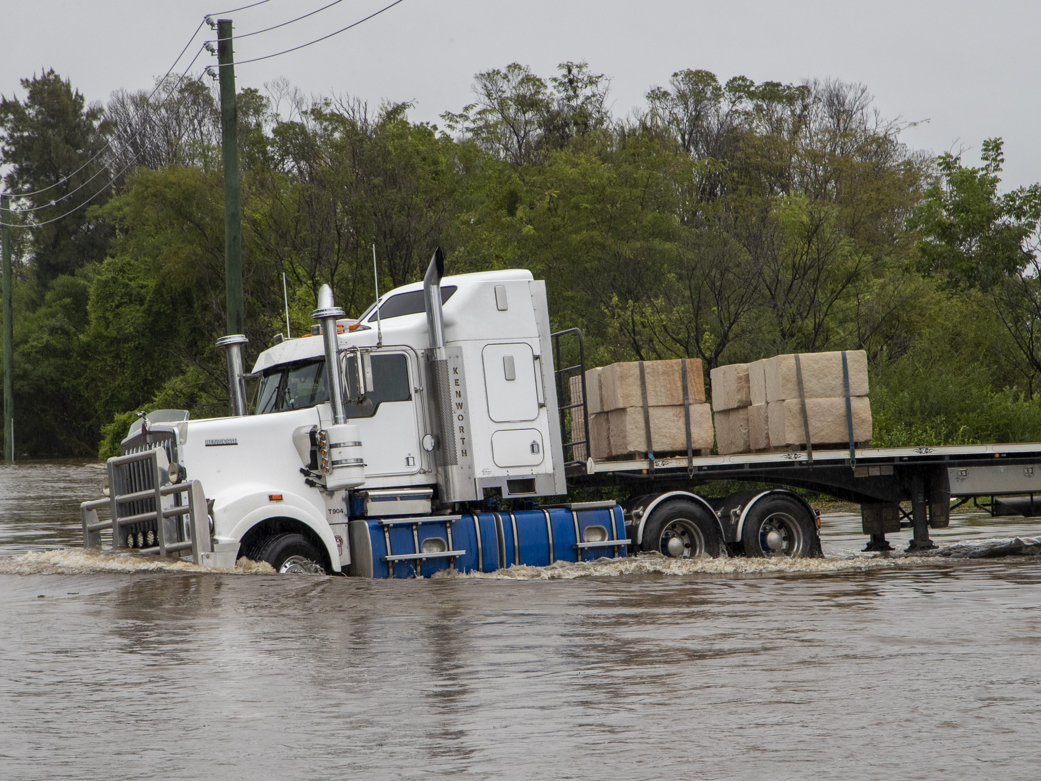 Solche Wassermassen hat in Australien bisher kaum jemand erlebt Solche Wassermassen hat in Australien bisher kaum jemand erlebt