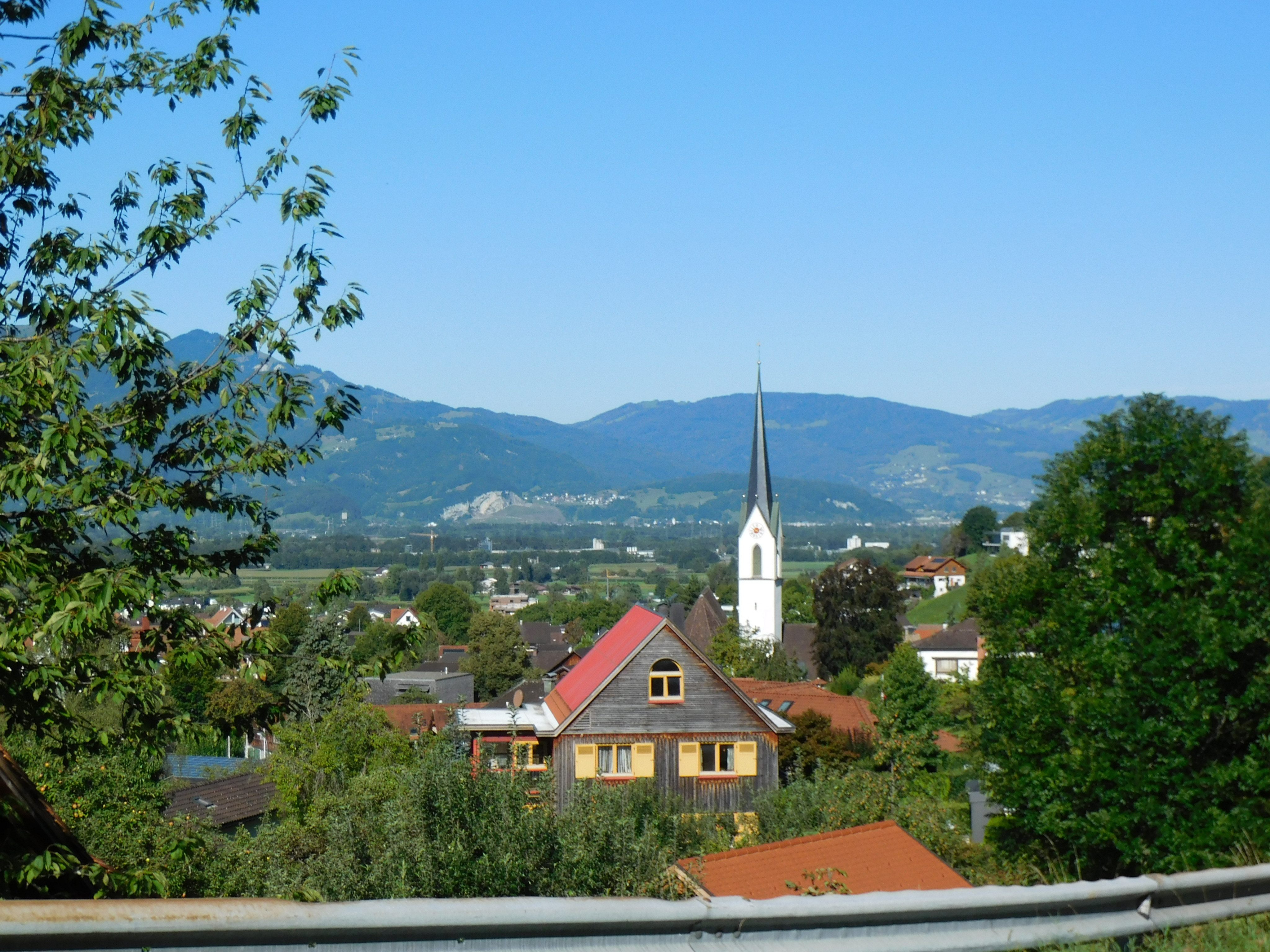 Der Verein Region Vorderland-Feldkirch organisiert die Kooperationnen und die Regionalentwicklung der 13 Mitgliedergemeinden Der Verein Region Vorderland-Feldkirch organisiert die Kooperationnen und die Regionalentwicklung der 13 Mitgliedergemeinden