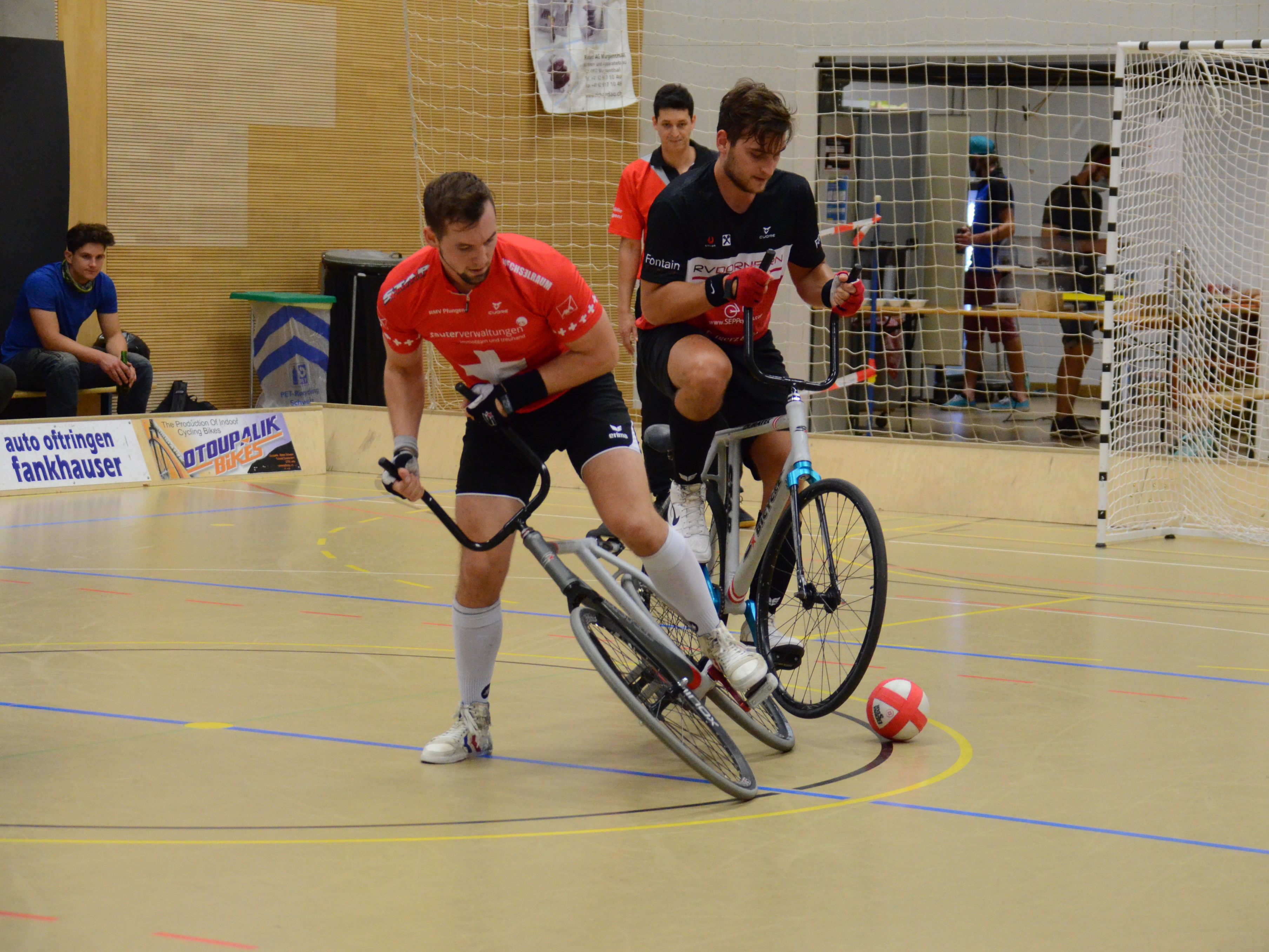 Am 24. April erfolgt in der Dornbirner Messehalle der Auftakt zur neuen Weltcupsaison im Radball.