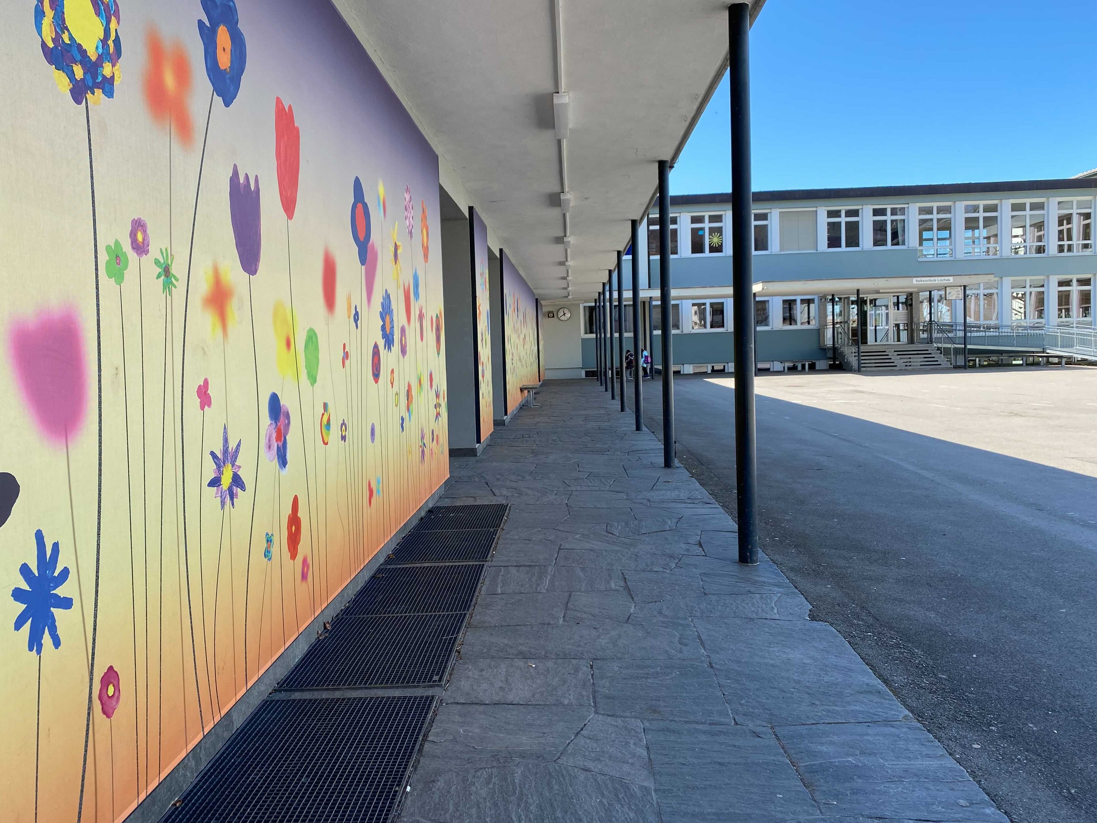 Corona: Erste Klasse der Volksschule Lochau musste geschlossen werden.