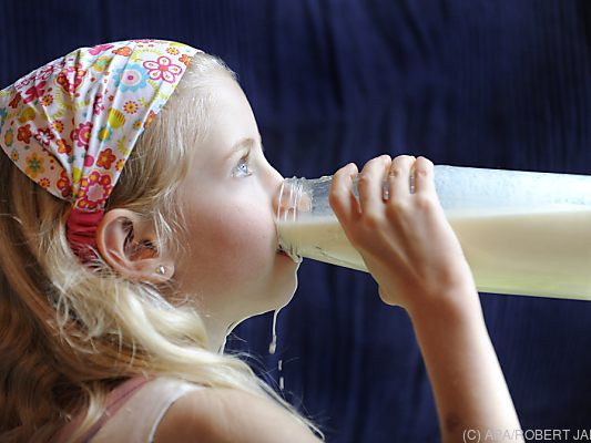 Zehn Prozent der Milchflaschen müssen wiederverwertbar sein Zehn Prozent der Milchflaschen müssen wiederverwertbar sein