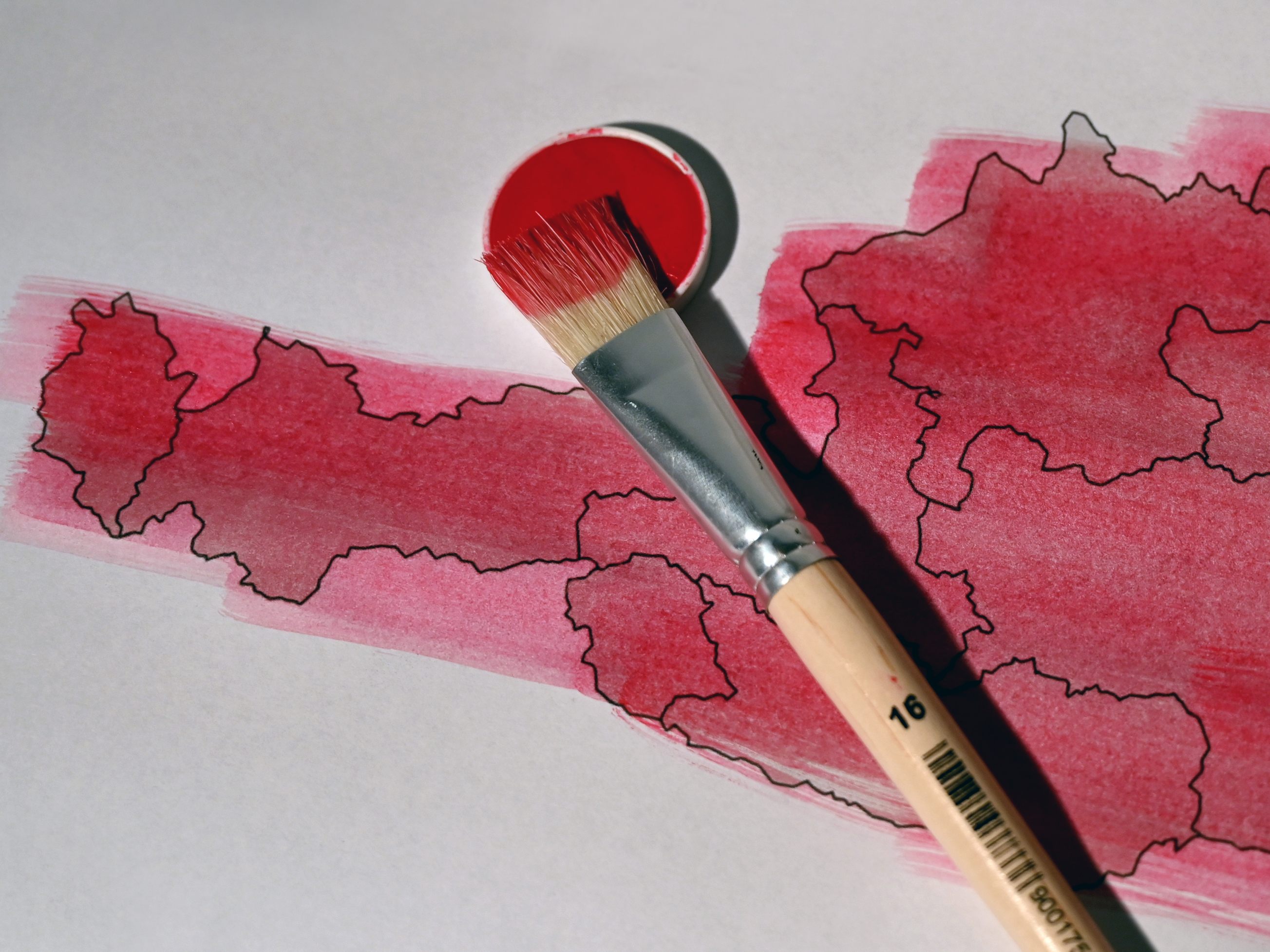 Ganz Österreich bleibt weiterhin auf Rot. Ganz Österreich bleibt weiterhin auf Rot.