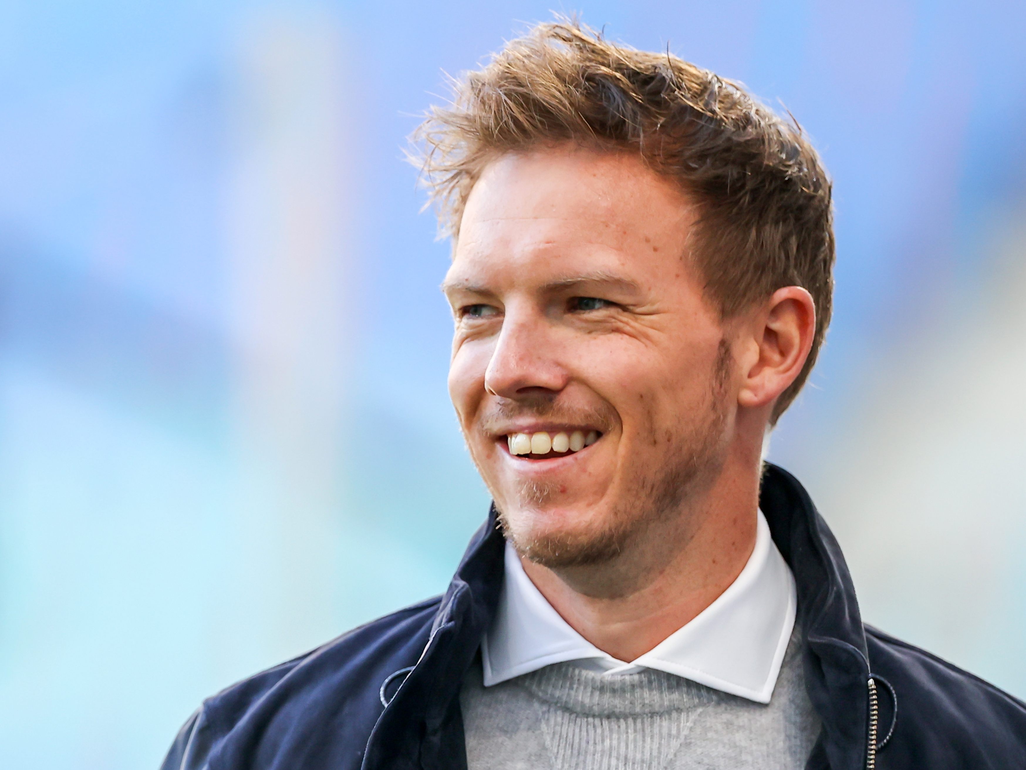 Der FC Bayern verpflichtet Julian Nagelsmann als neuen Chef-Trainer. Der FC Bayern verpflichtet Julian Nagelsmann als neuen Chef-Trainer.