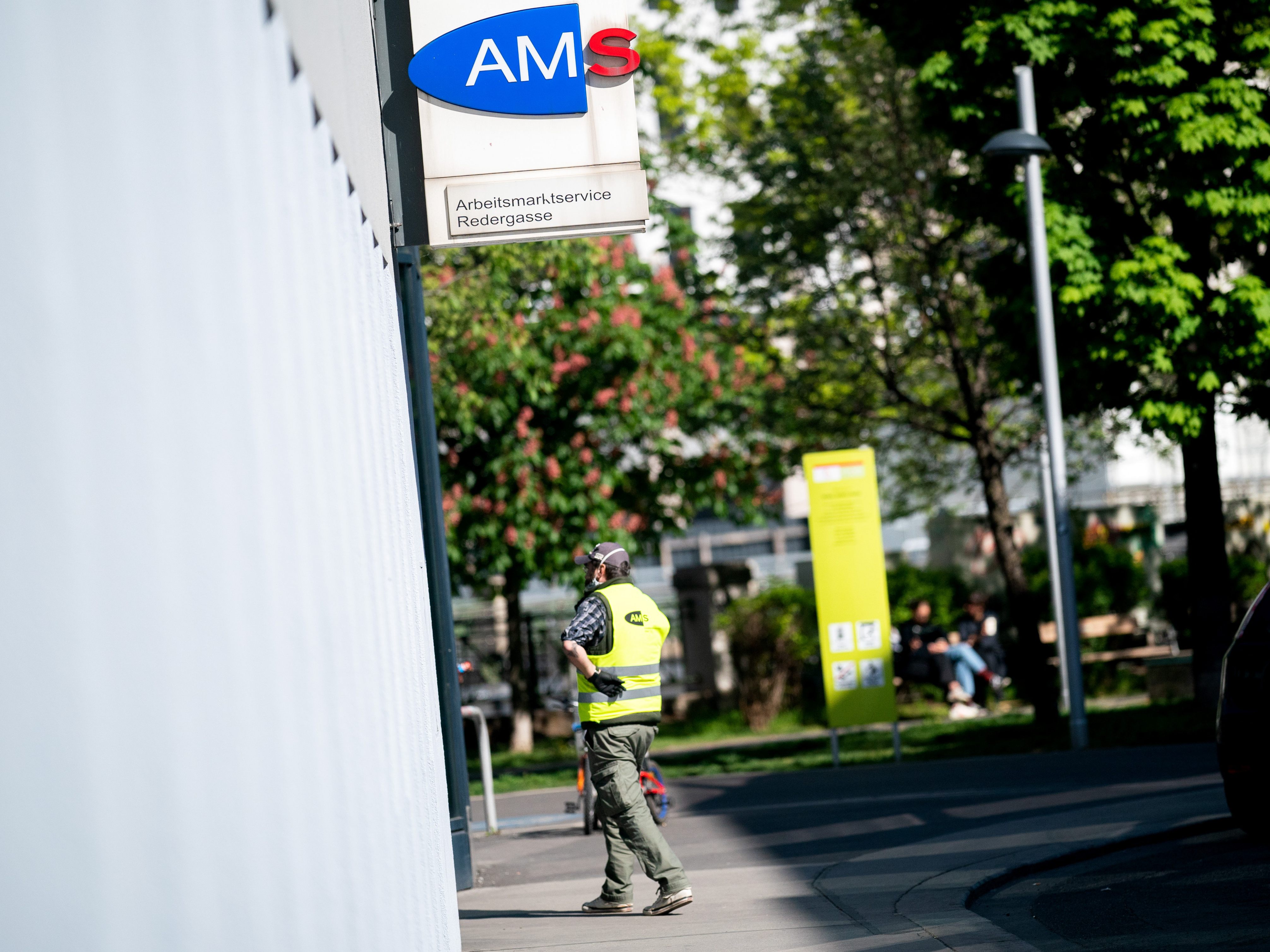 Unter anderem brauche es im Bereich Arbeitsmarkt schnell wirkende Maßnahmen.