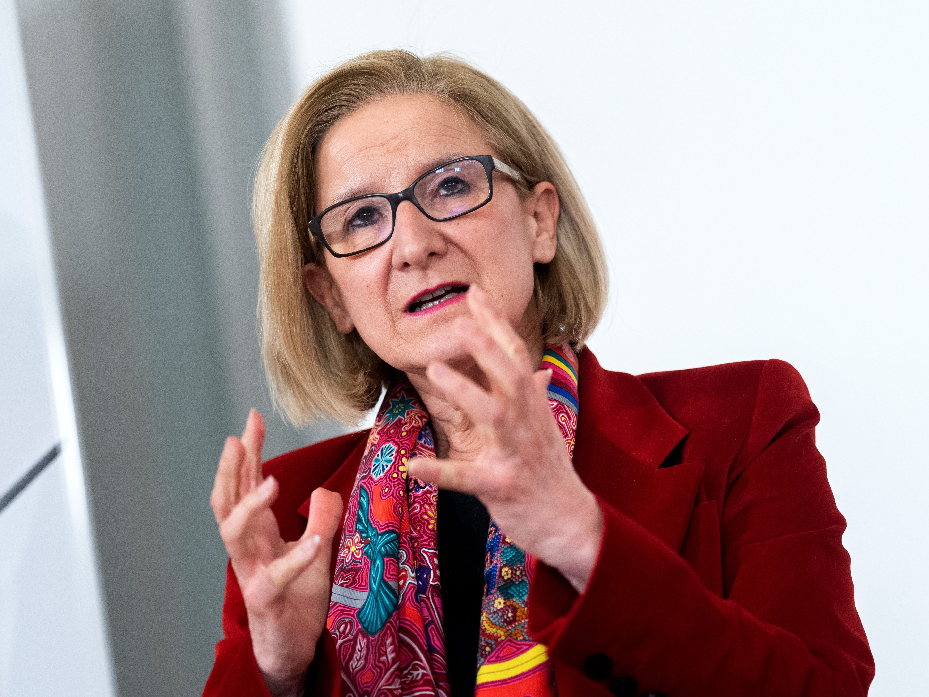 LH-Mikl-Leitner gab "grünes Licht" für Öffnungs-Fahrplan. LH-Mikl-Leitner gab "grünes Licht" für Öffnungs-Fahrplan.