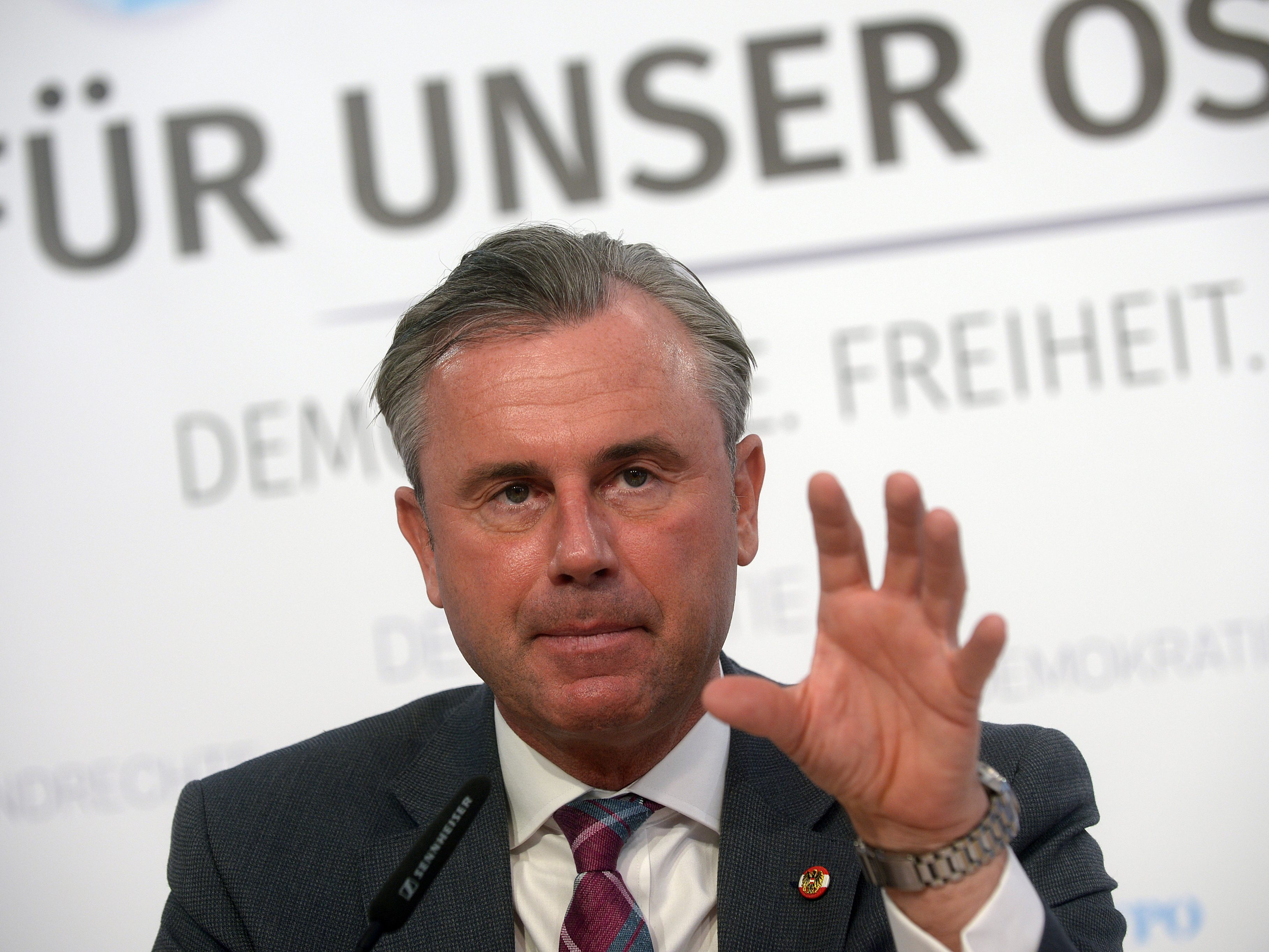 Bundesobmann Norbert Hofer (FPÖ) während der Pressekonferenz am Mittwoch.